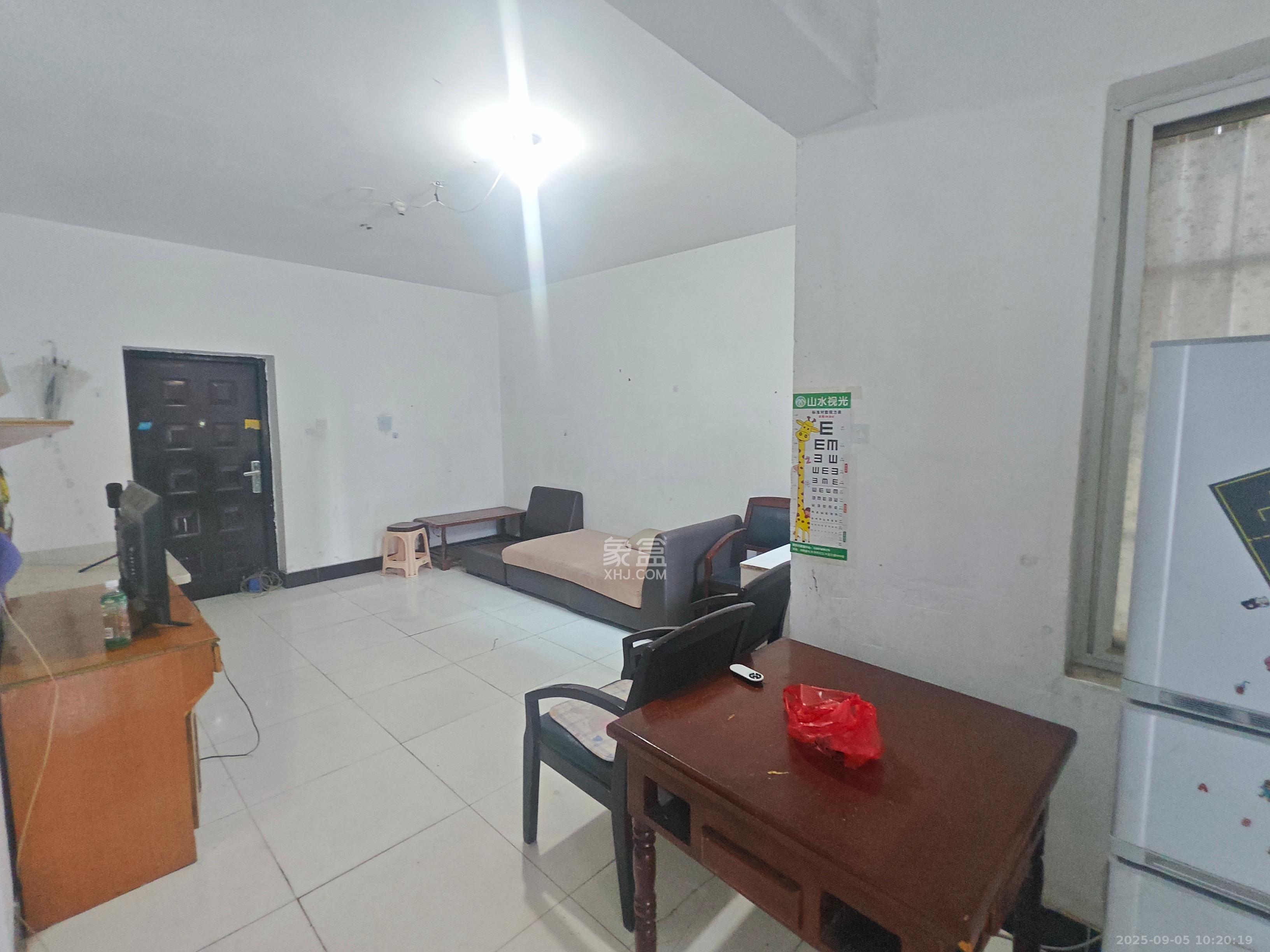 旺盛佳园 2室1厅1卫 1300.0元/月 旺盛佳园 2室1厅1卫 1300.0元/月室内图