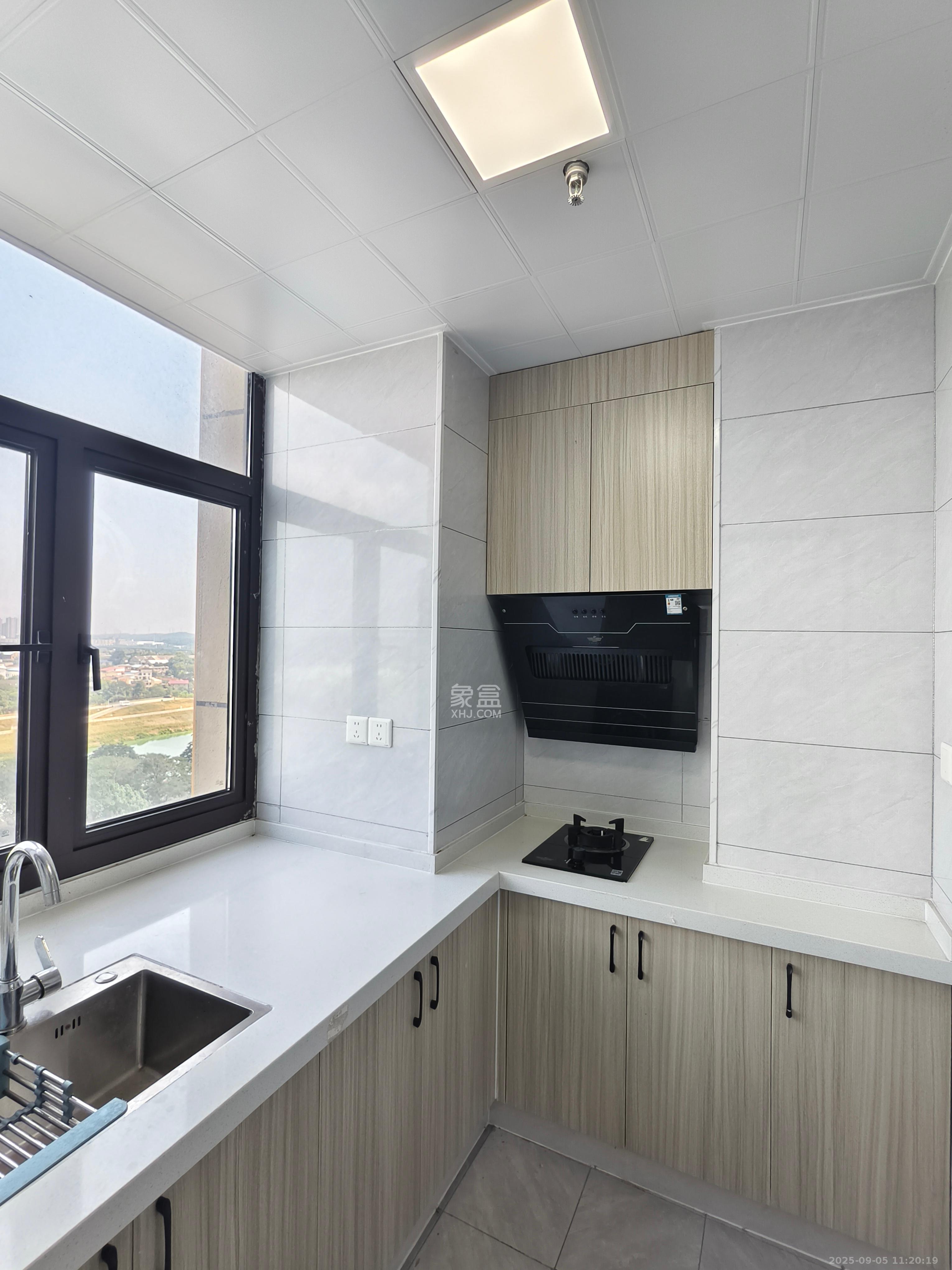 水渡河市场(海鲜市场) 1室1厅1卫 1200.0元/月 水渡河市场(海鲜市场) 1室1厅1卫 1200.0元/月室内图