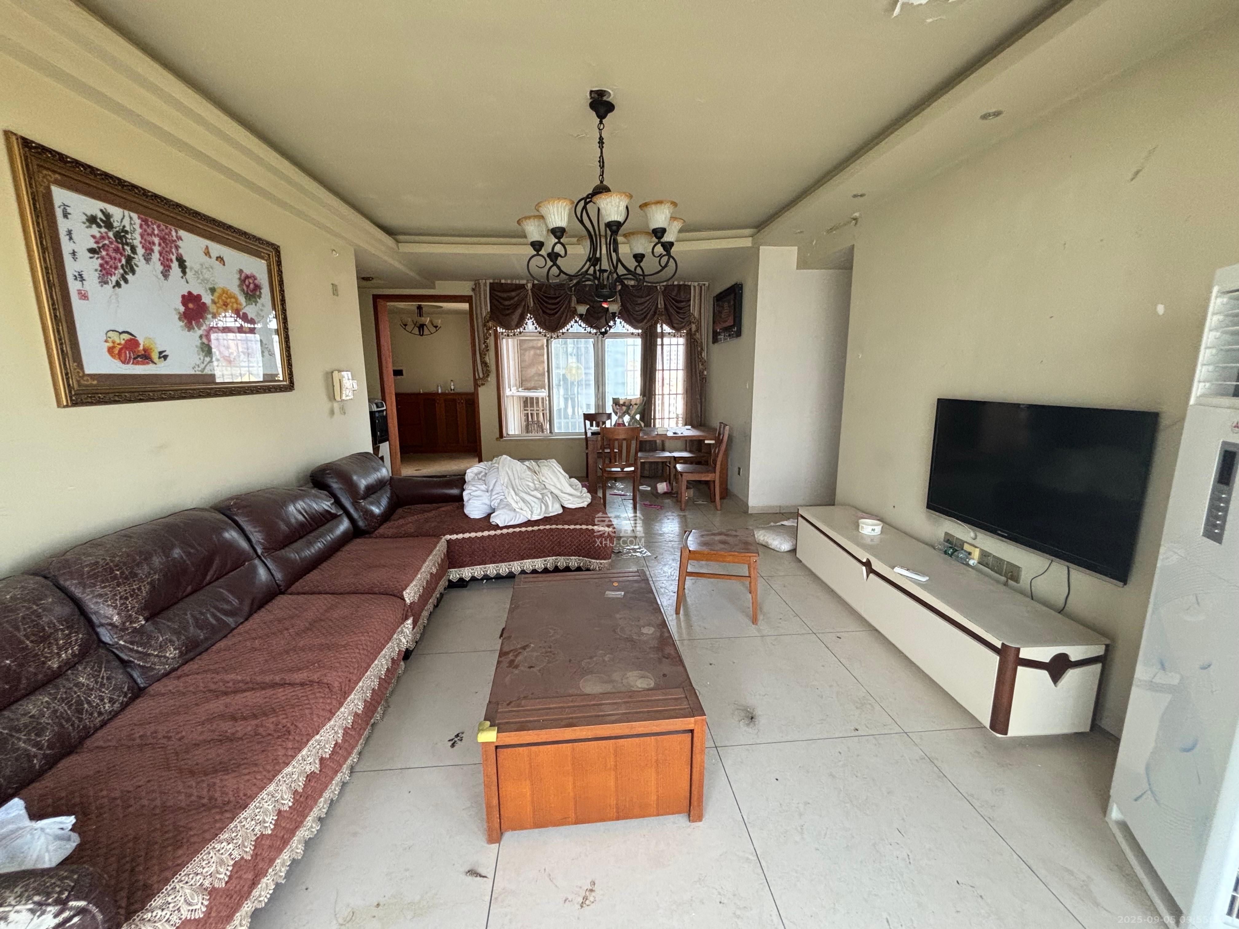 红区抽屉 3室1厅1卫 3000.0元/月 红区抽屉 3室1厅1卫 3000.0元/月室内图