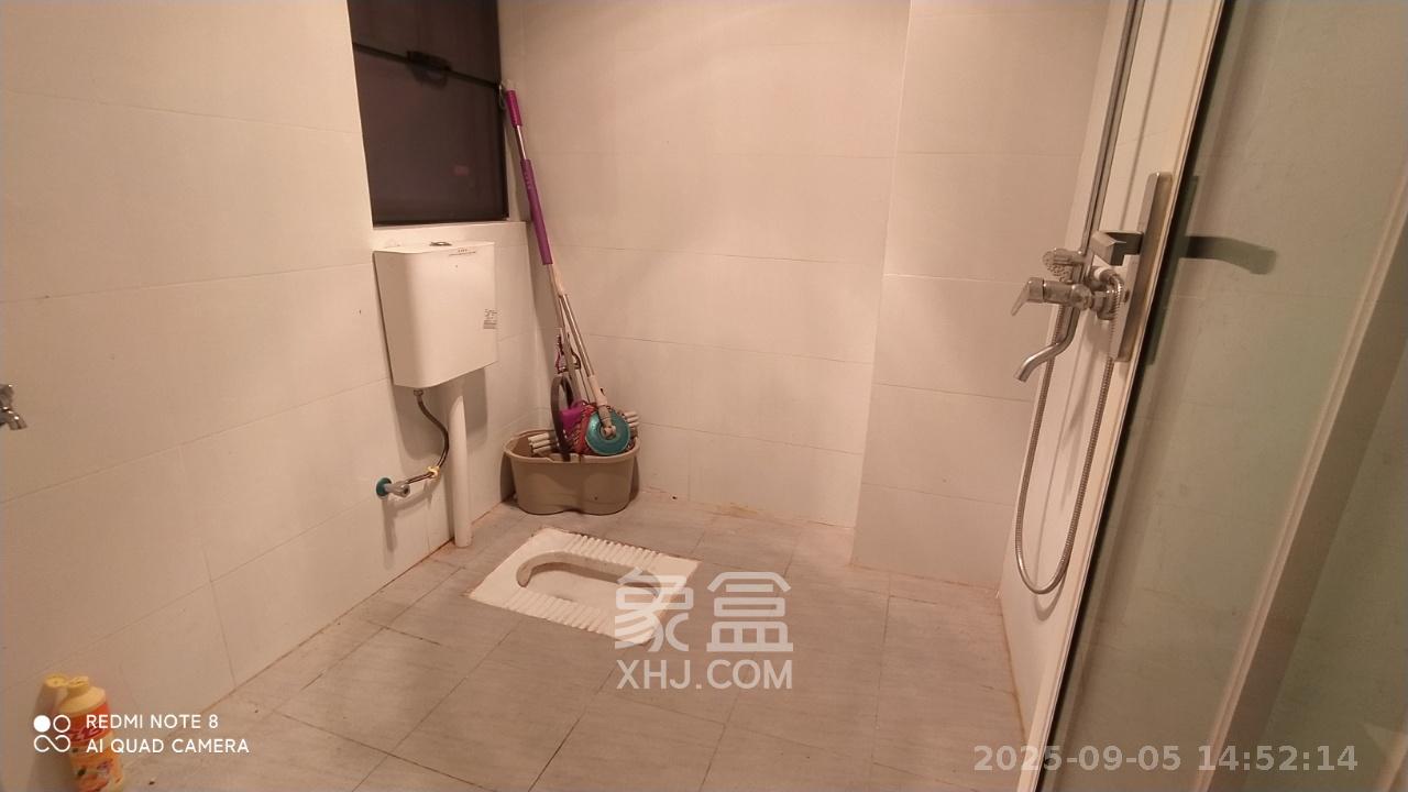 澳海澜庭 3室2厅1卫 1800.0元/月 澳海澜庭 3室2厅1卫 1800.0元/月室内图