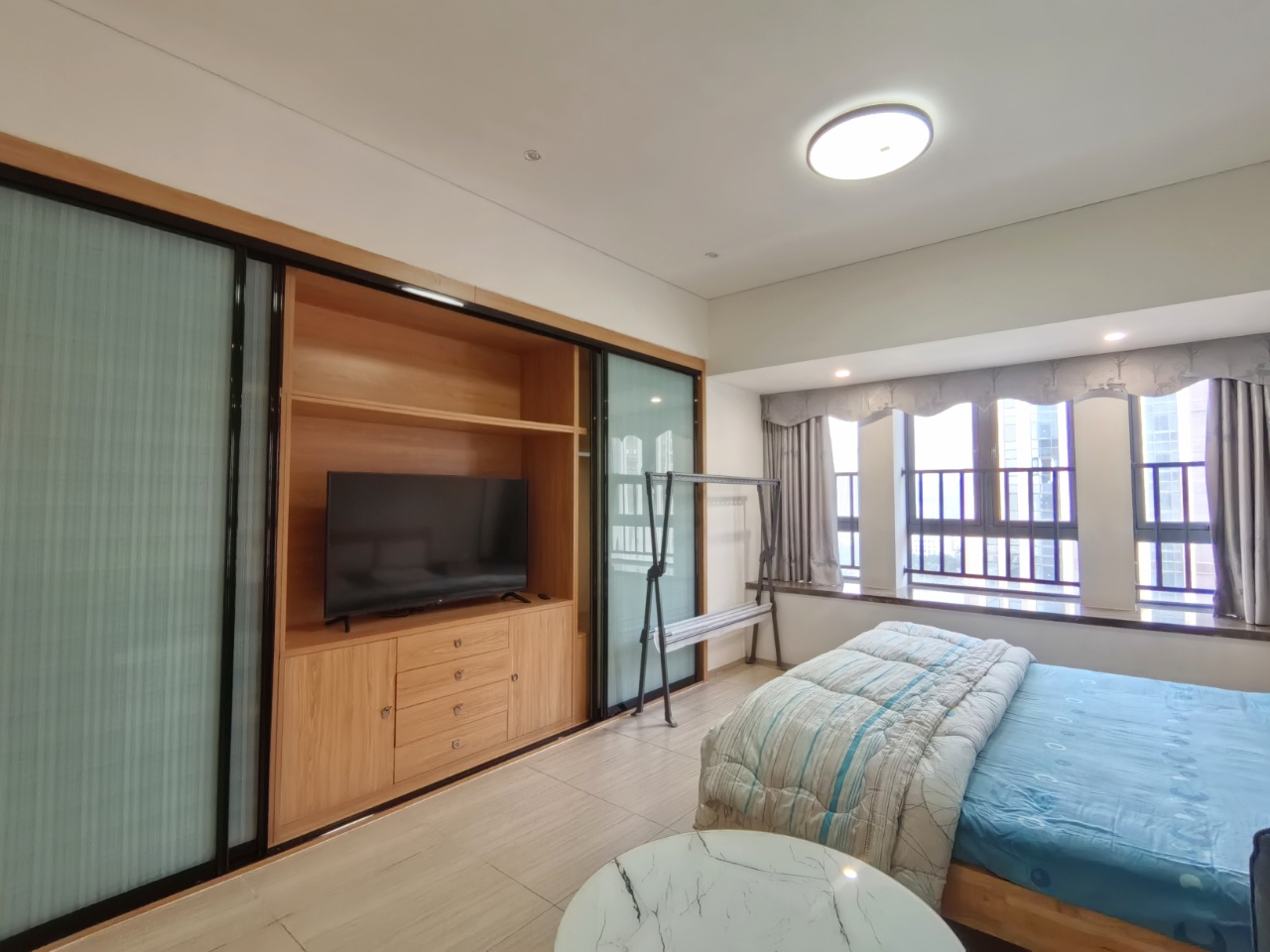 海航豪庭南苑  1室1厅1卫    2200.0元/月 海航豪庭南苑  1室1厅1卫    2200.0元/月室内图