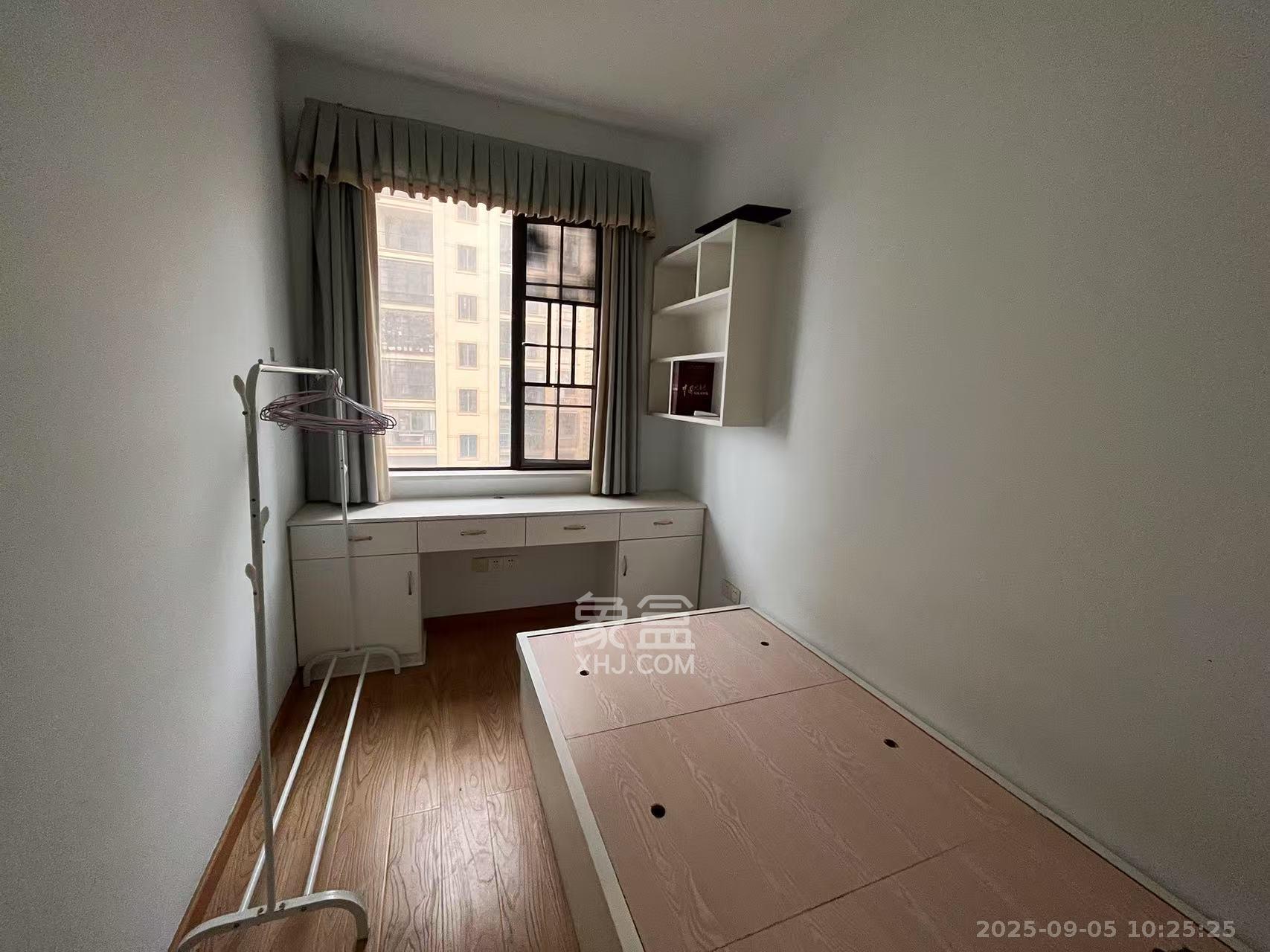 宏聚地中海  3室2厅2卫    2200.0元/月室内图