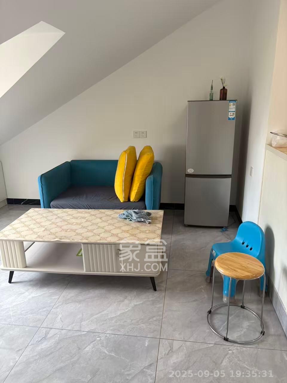 景塘家园  2室1厅1卫    1100.0元/月 景塘家园  2室1厅1卫    1100.0元/月室内图