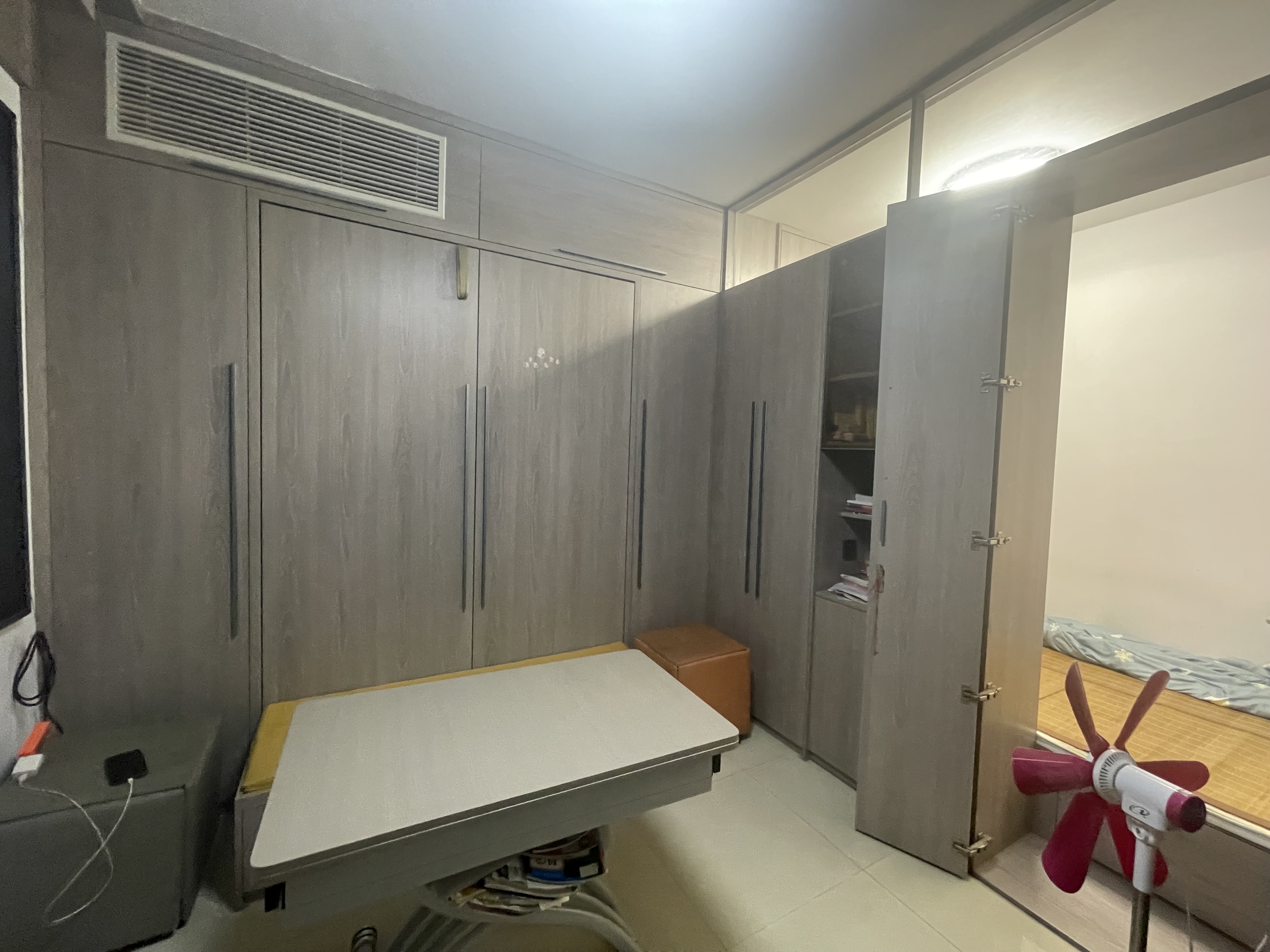 南沙公寓  1室1厅1卫   1300.00元/月室内图