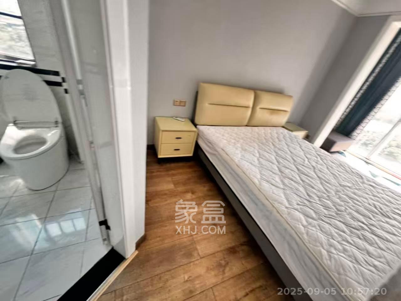 幸福考拉789  4室2厅2卫   3500.00元/月室内图