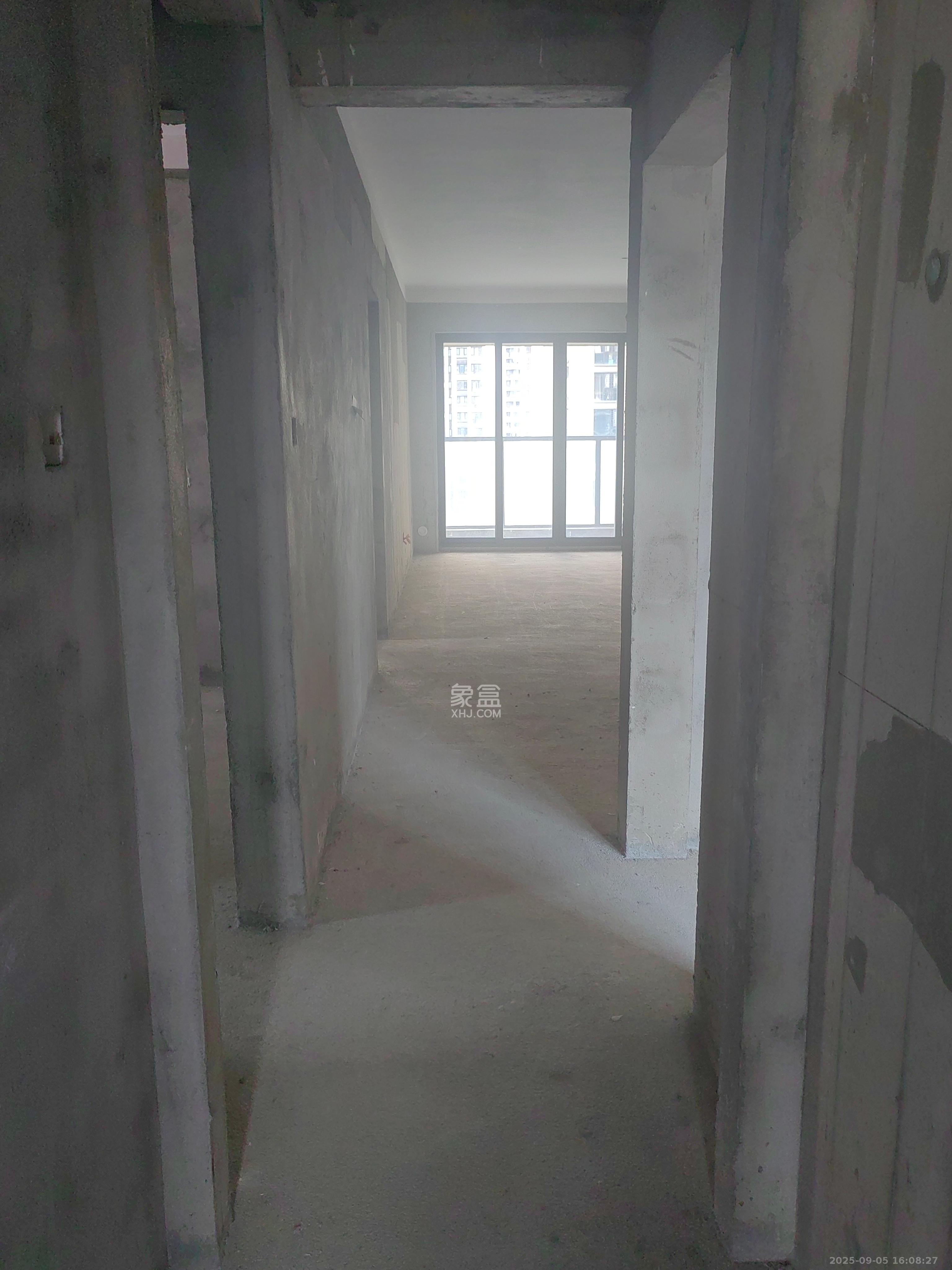 南益名士豪庭  3室1厅2卫    1200.0元/月室内图