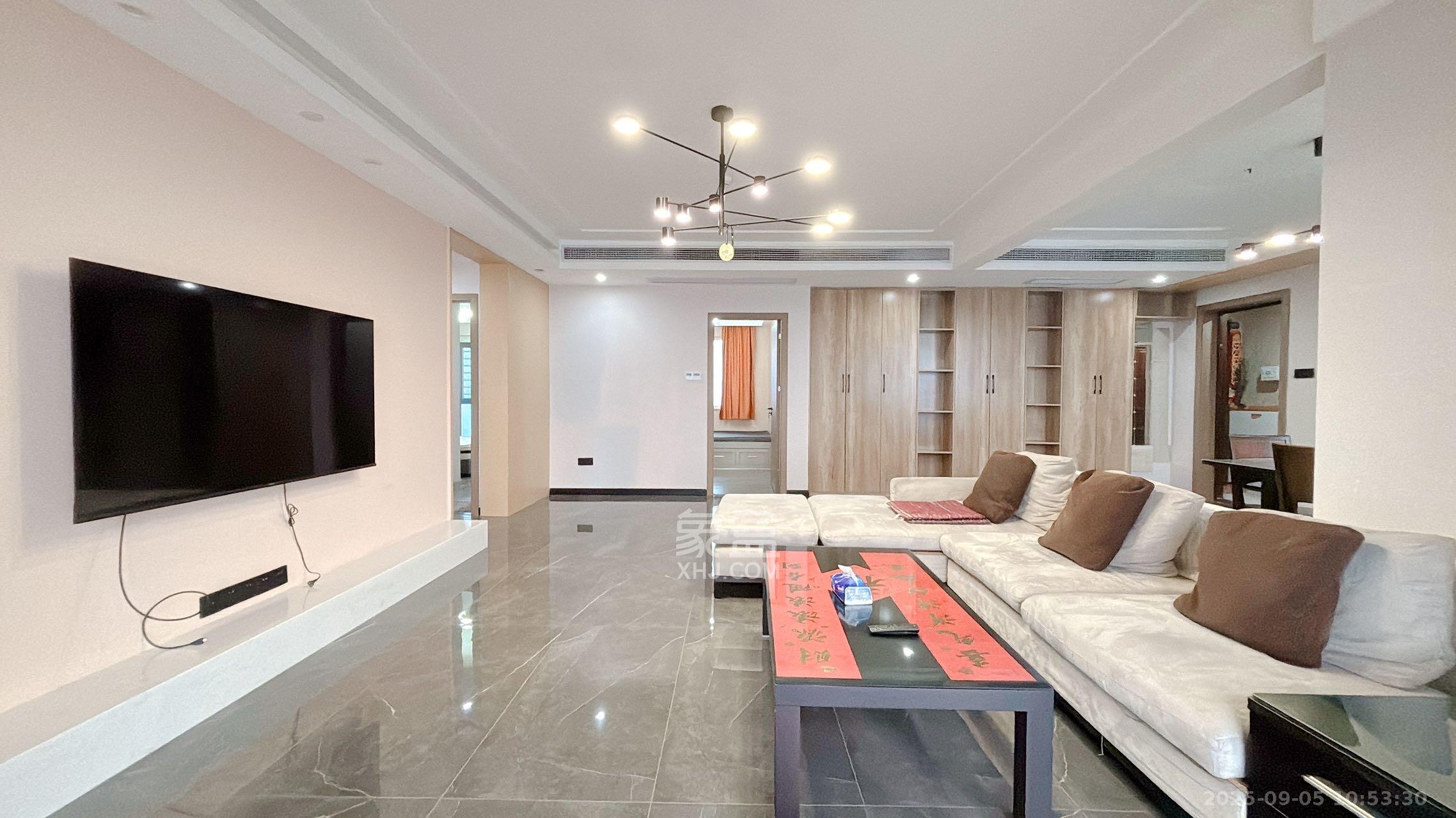 北辰三角洲C3区  3室2厅2卫    5800.0元/月室内图