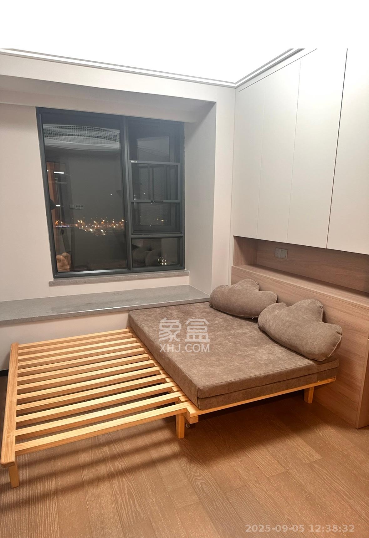 中海麓山境南区 3室2厅2卫 3688.0元/月 中海麓山境南区 3室2厅2卫 3688.0元/月室内图