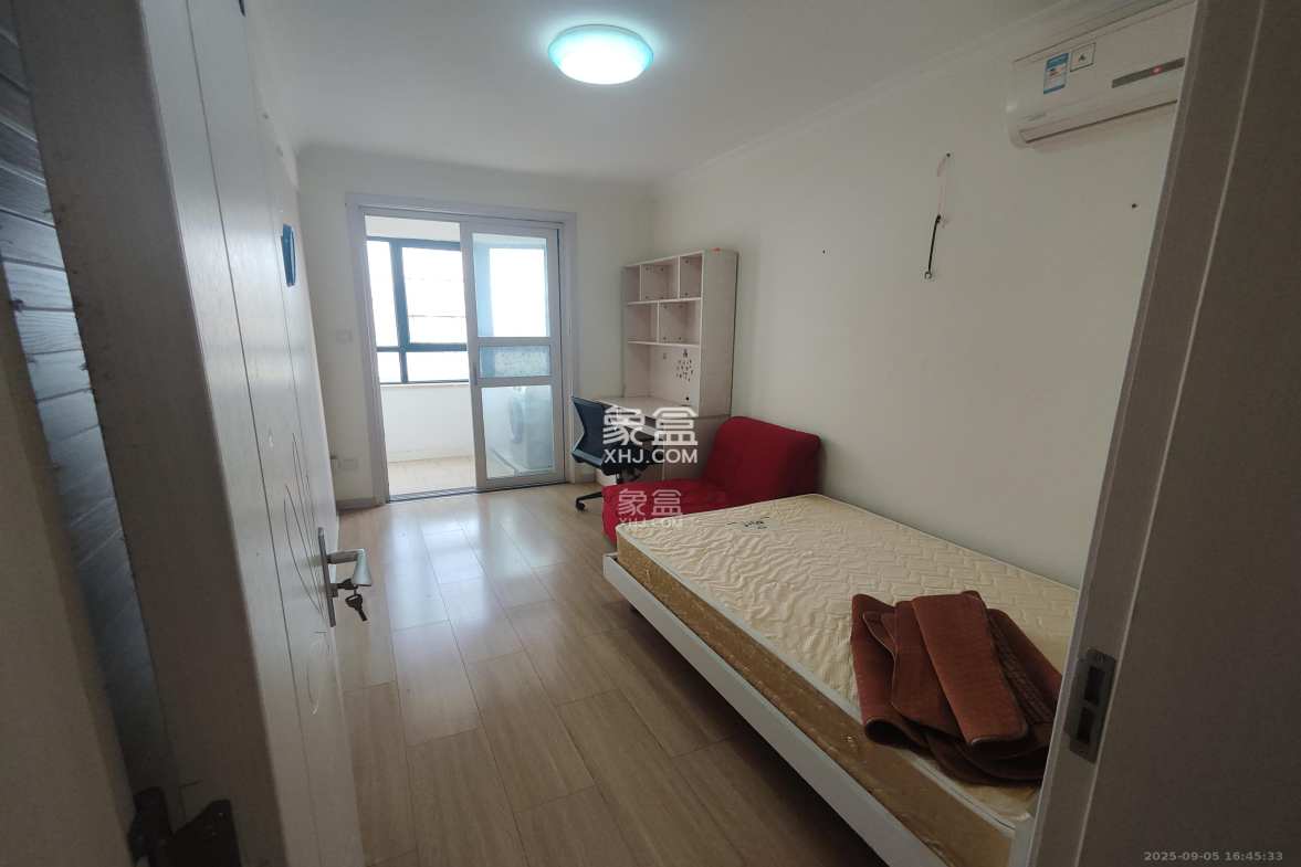 南国新城 2室2厅1卫 2000.0元/月 南国新城 2室2厅1卫 2000.0元/月室内图