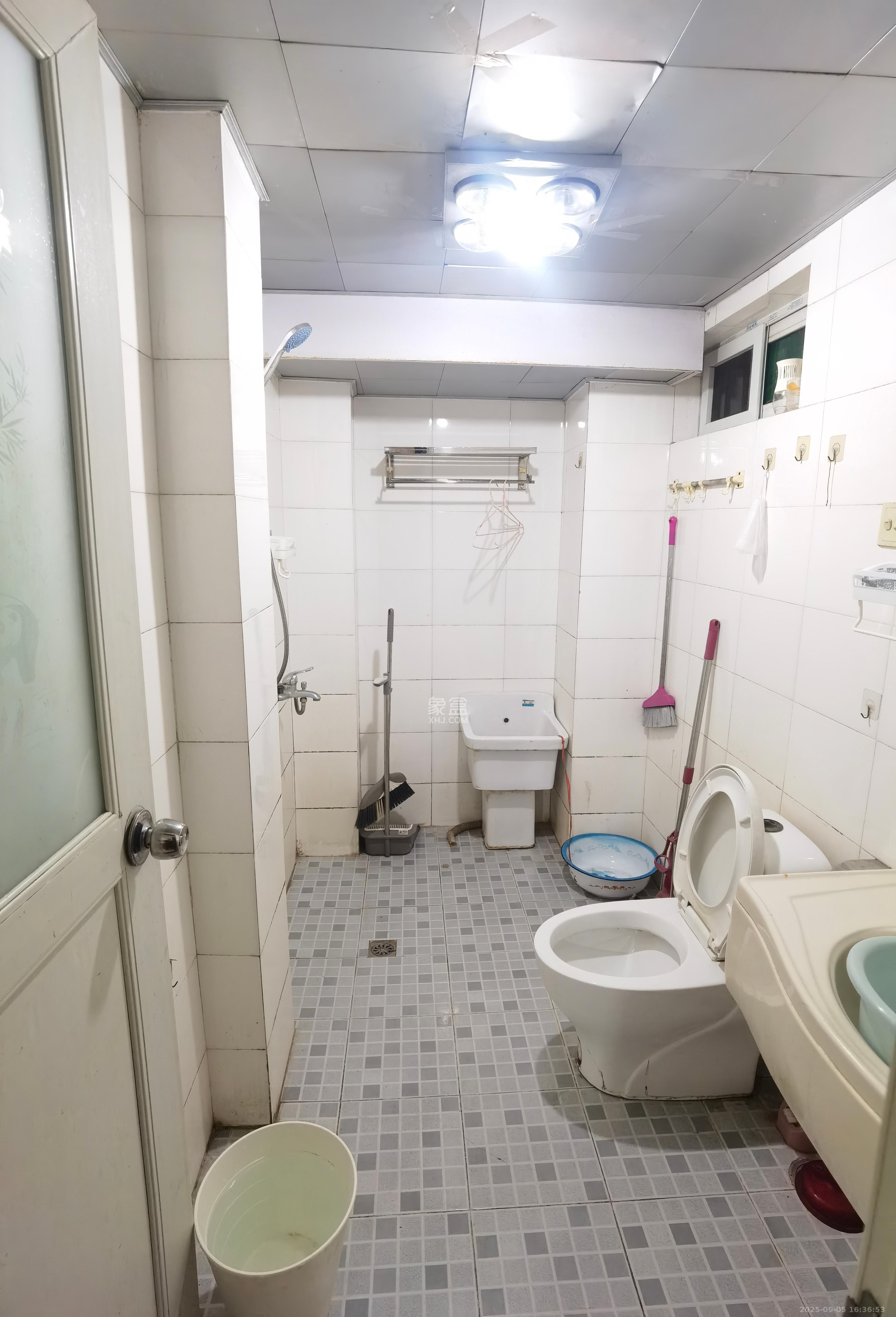 枫林美景  2室2厅1卫    1850.0元/月 枫林美景  2室2厅1卫    1850.0元/月室内图