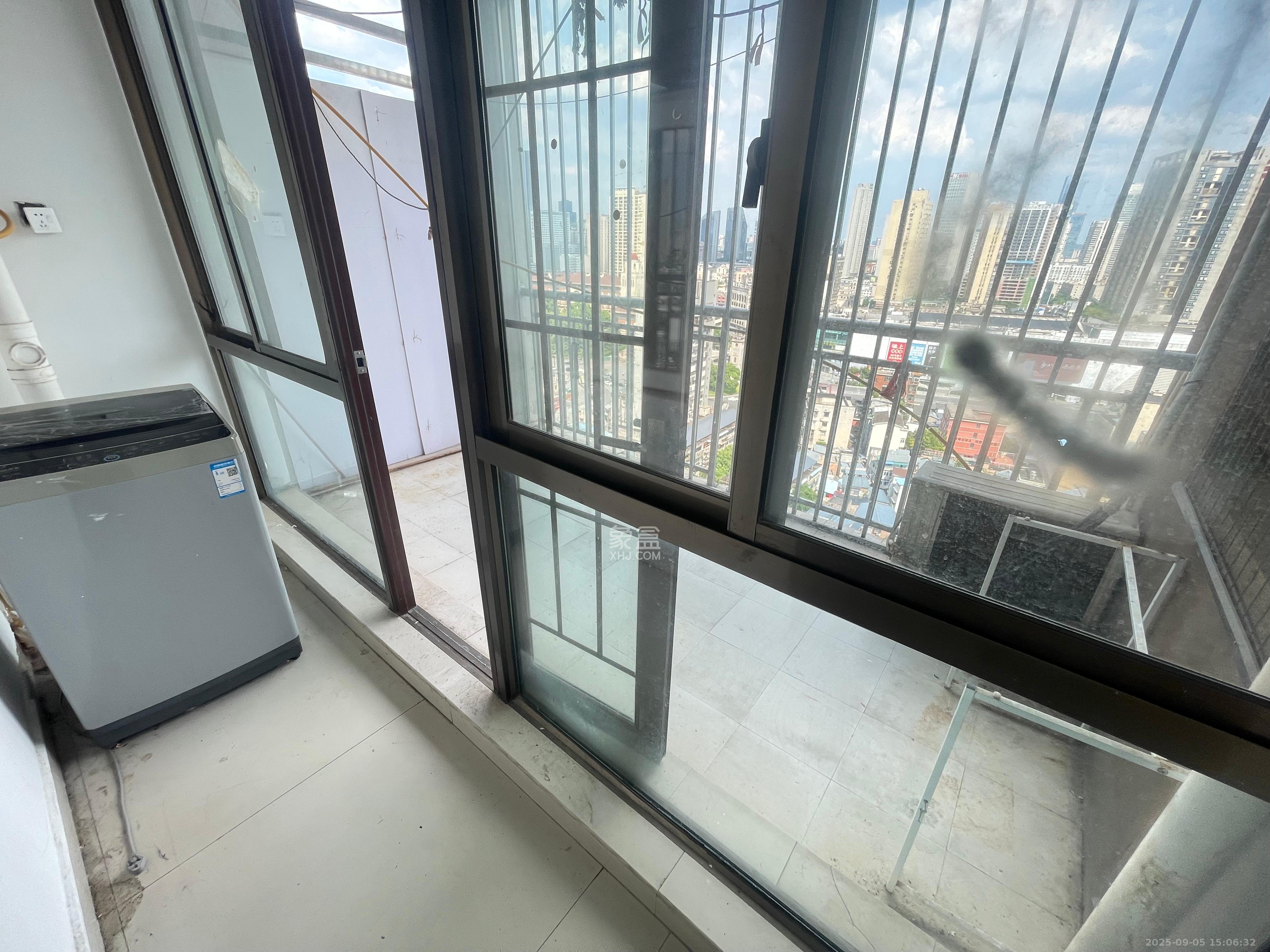 长宝1667 3室2厅1卫 4000.0元/月 长宝1667 3室2厅1卫 4000.0元/月室内图