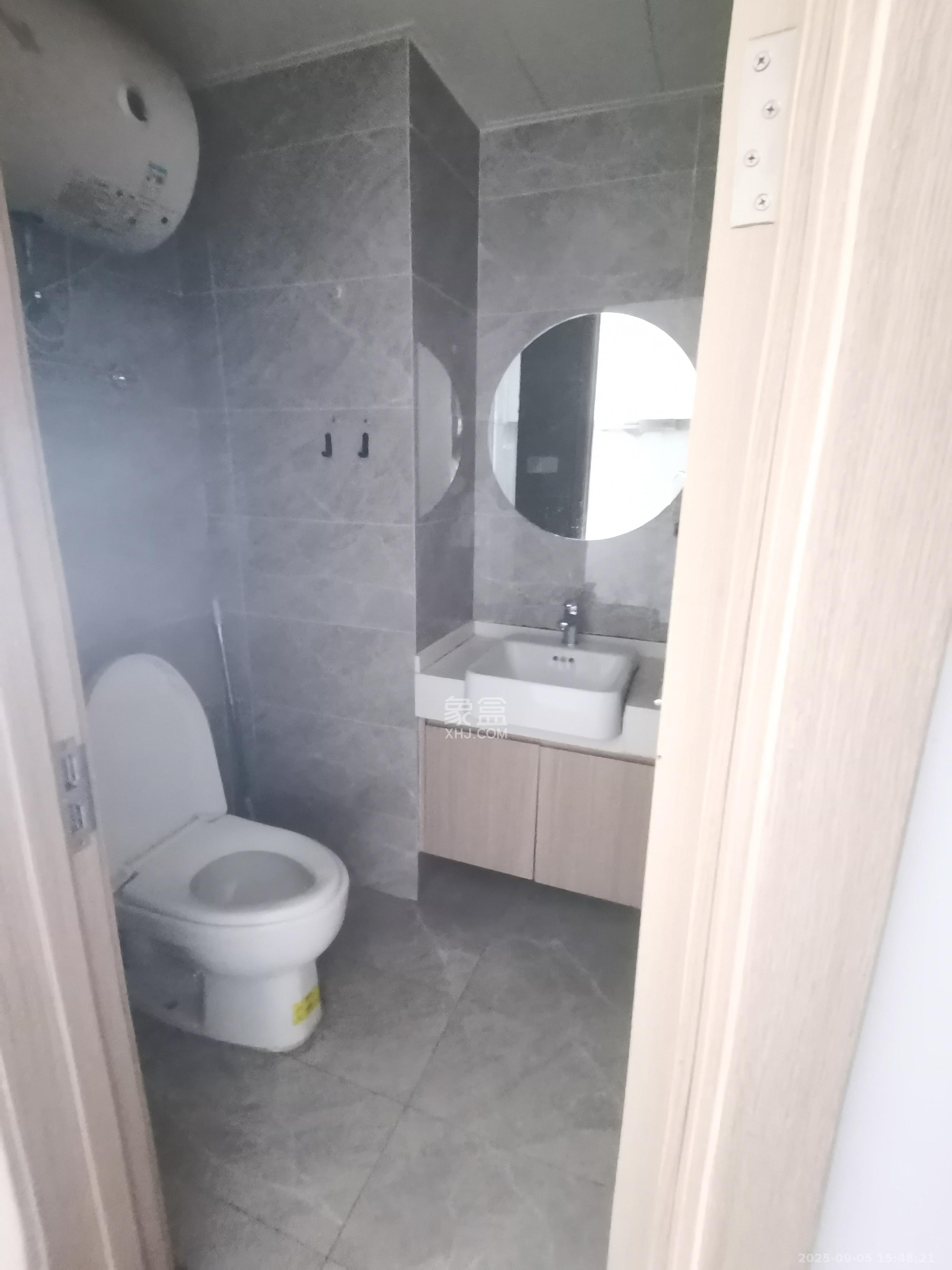 新城和樾(新城和樾公馆)  1室1厅1卫    1100.0元/月 新城和樾(新城和樾公馆)  1室1厅1卫    1100.0元/月室内图