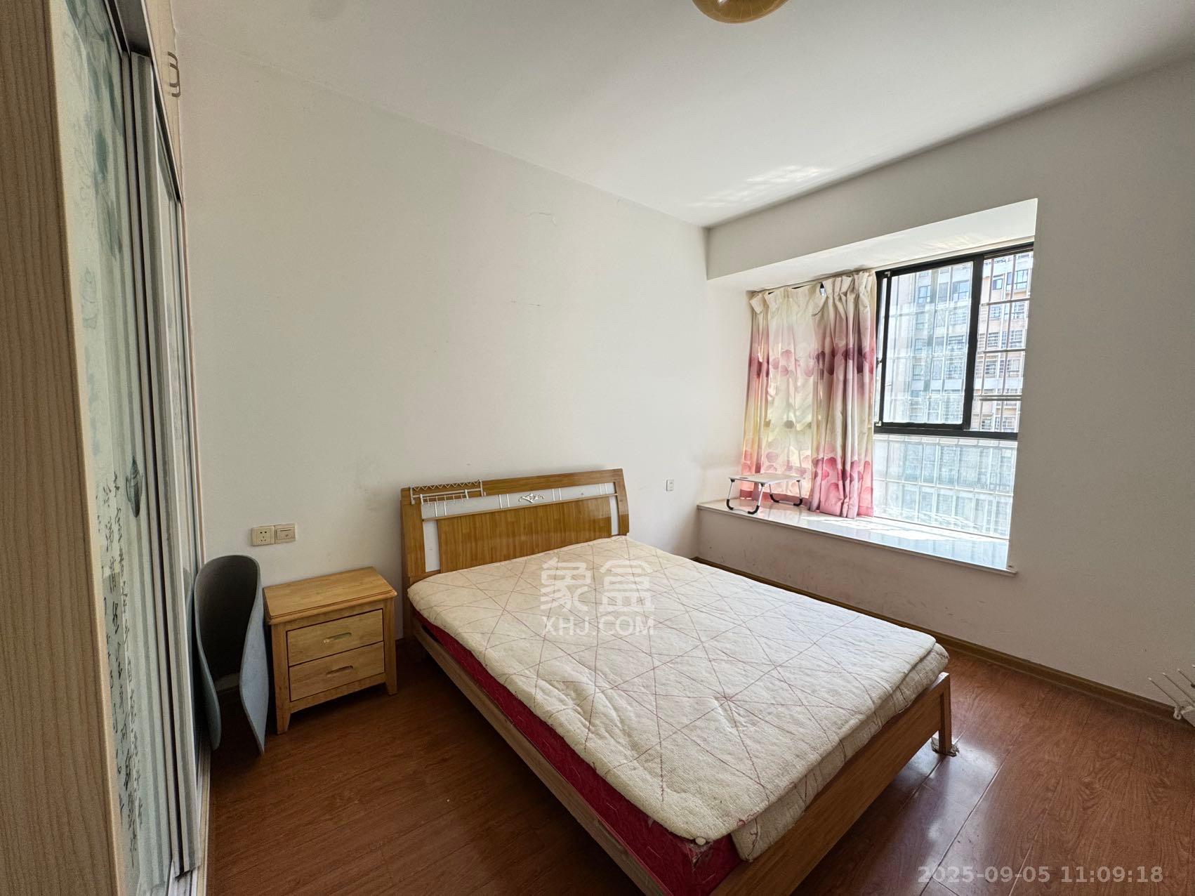 翰林居 2室2厅1卫 1300.0元/月 翰林居 2室2厅1卫 1300.0元/月室内图