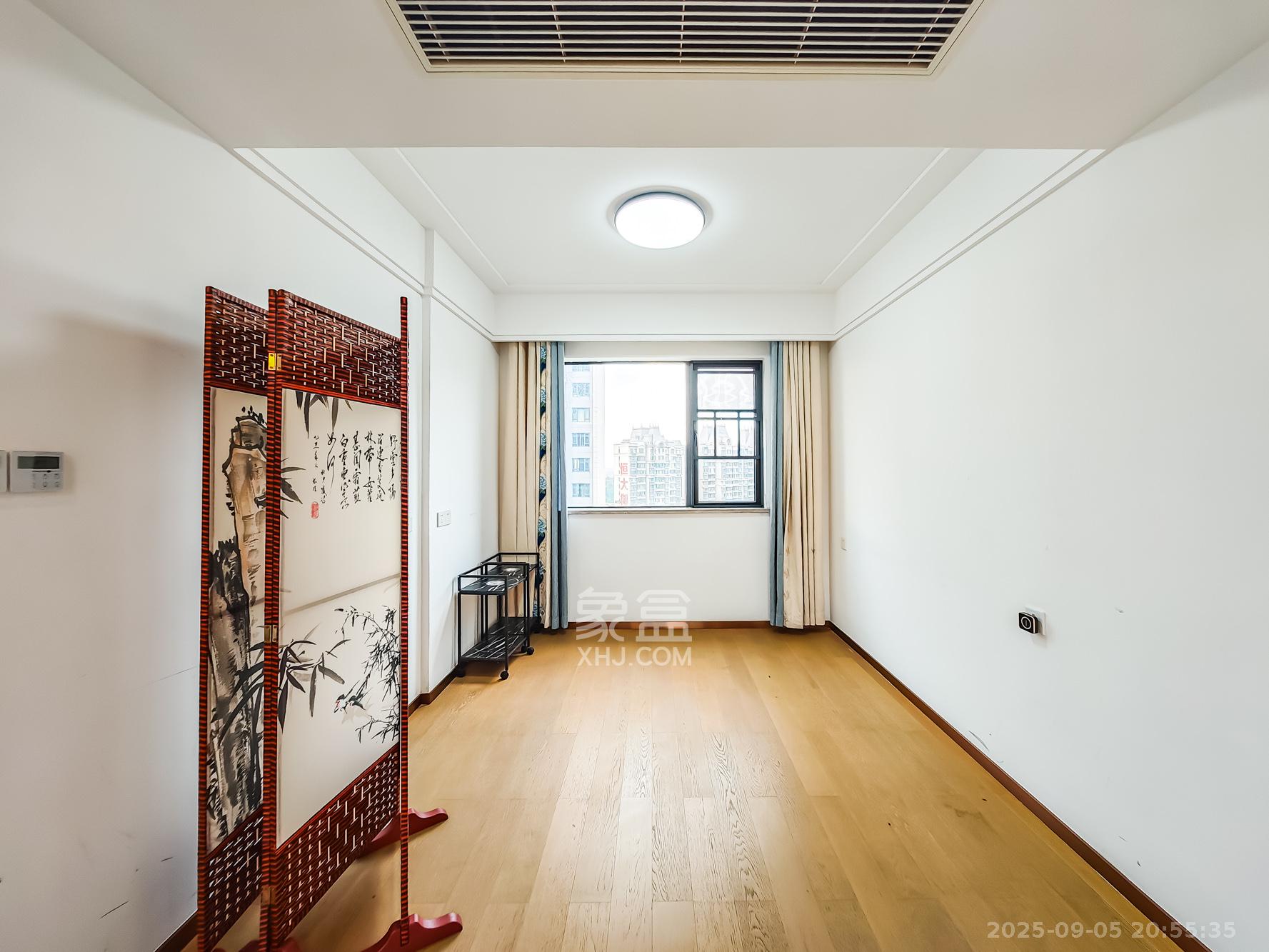 长沙万境潇湘  4室2厅2卫    158.0万 长沙万境潇湘  4室2厅2卫    158.0万卧室