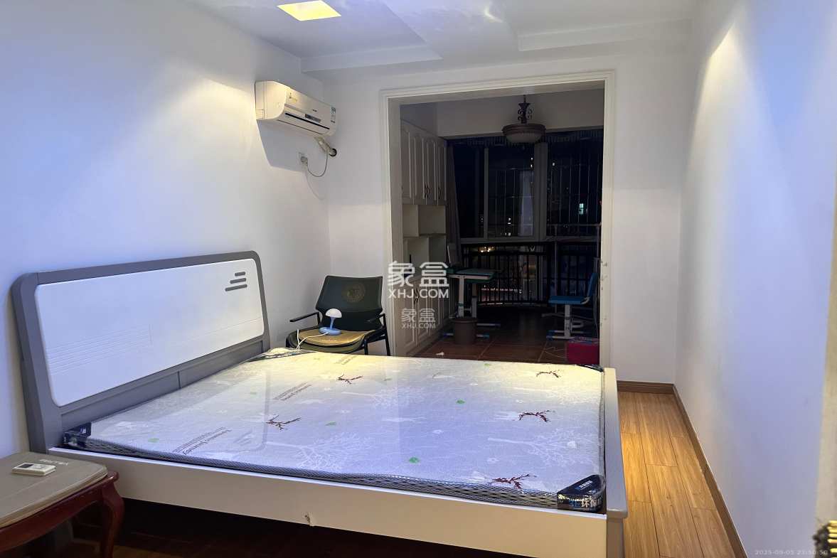 未来现代城 4室2厅2卫 2600.0元/月 未来现代城 4室2厅2卫 2600.0元/月室内图