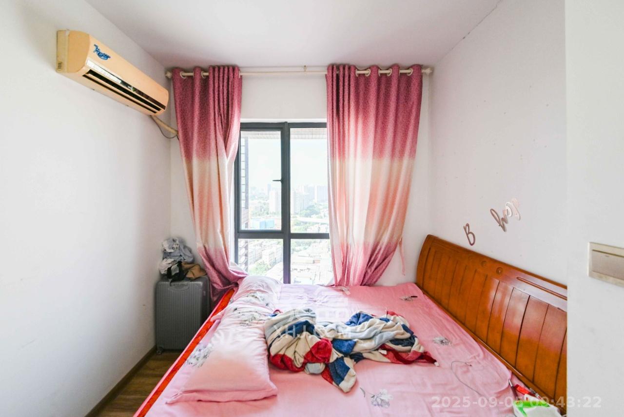 叠彩兰亭 3室2厅1卫 2300.0元/月 叠彩兰亭 3室2厅1卫 2300.0元/月室内图