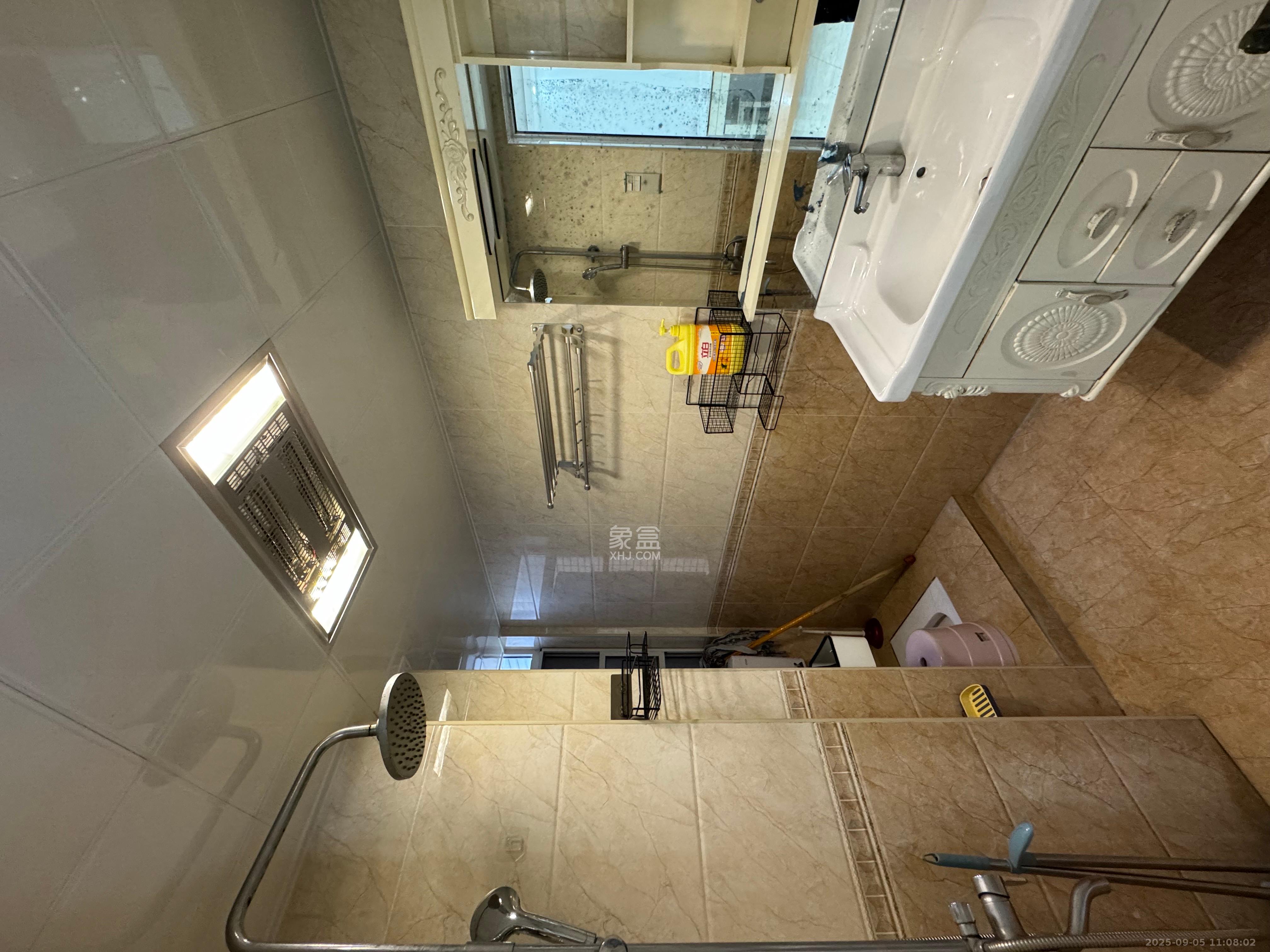 美利新世界 3室2厅2卫 1900.0元/月 美利新世界 3室2厅2卫 1900.0元/月室内图