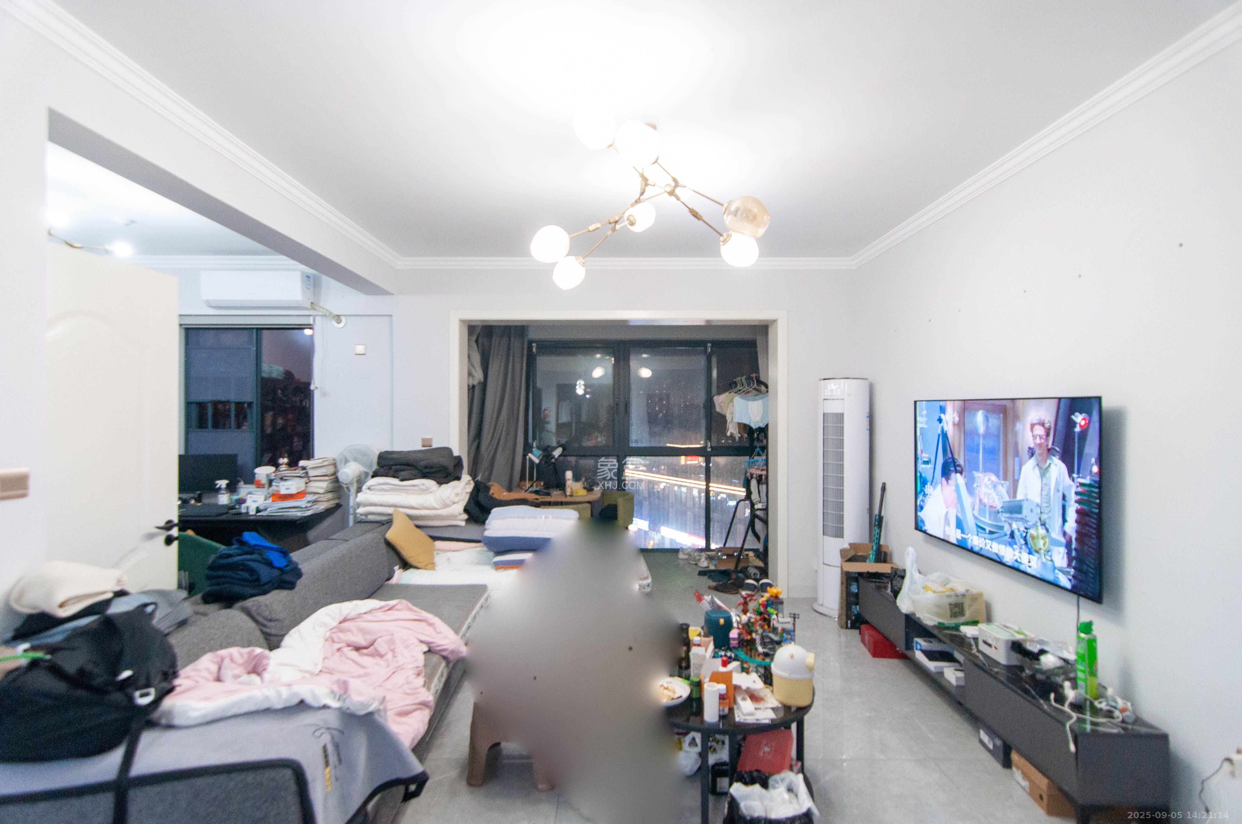 中建梅溪湖中心  3室2厅2卫    2900.0元/月