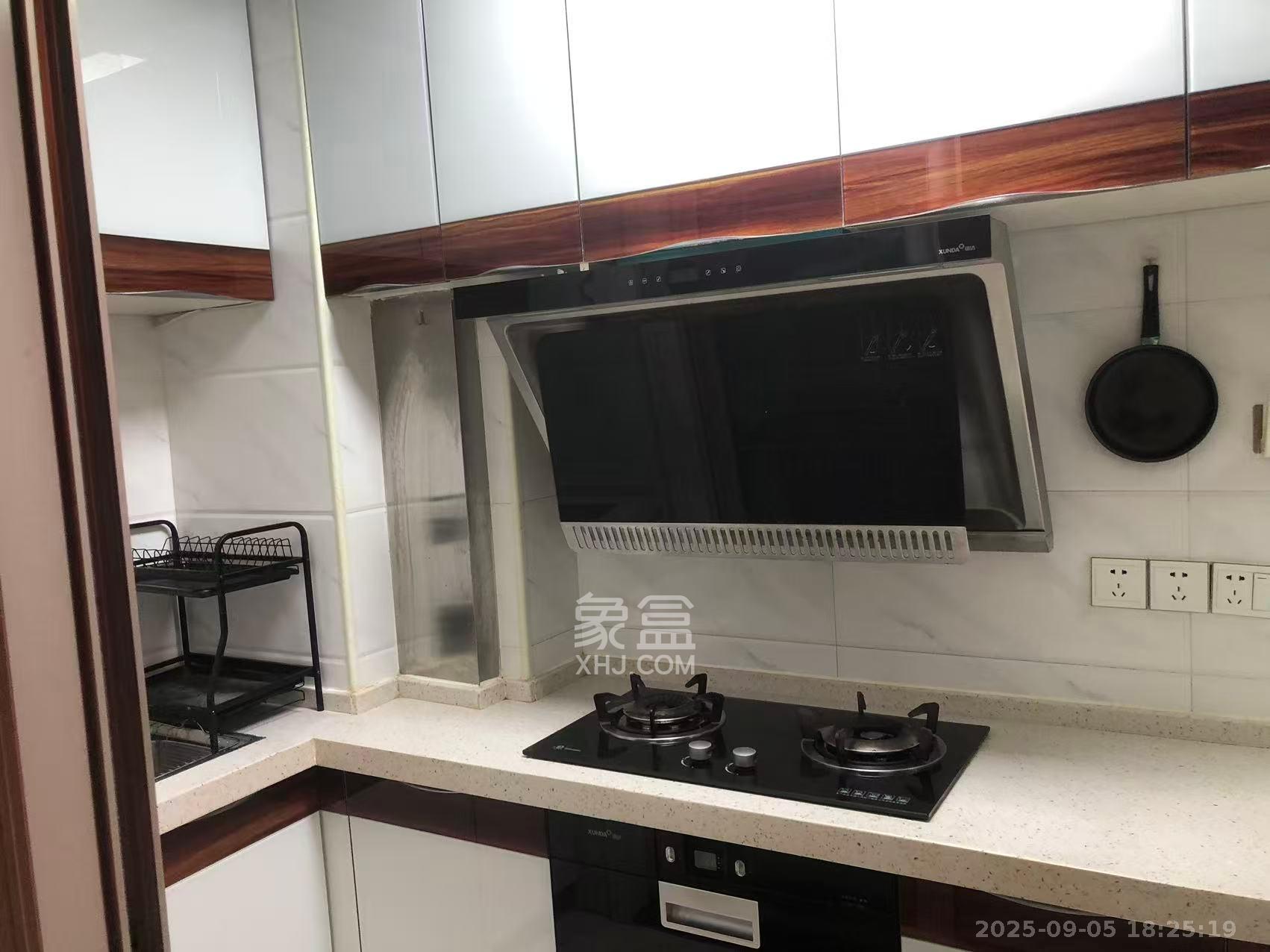 五矿万境水岸三期  2室2厅1卫    2300.0元/月 五矿万境水岸三期  2室2厅1卫    2300.0元/月室内图