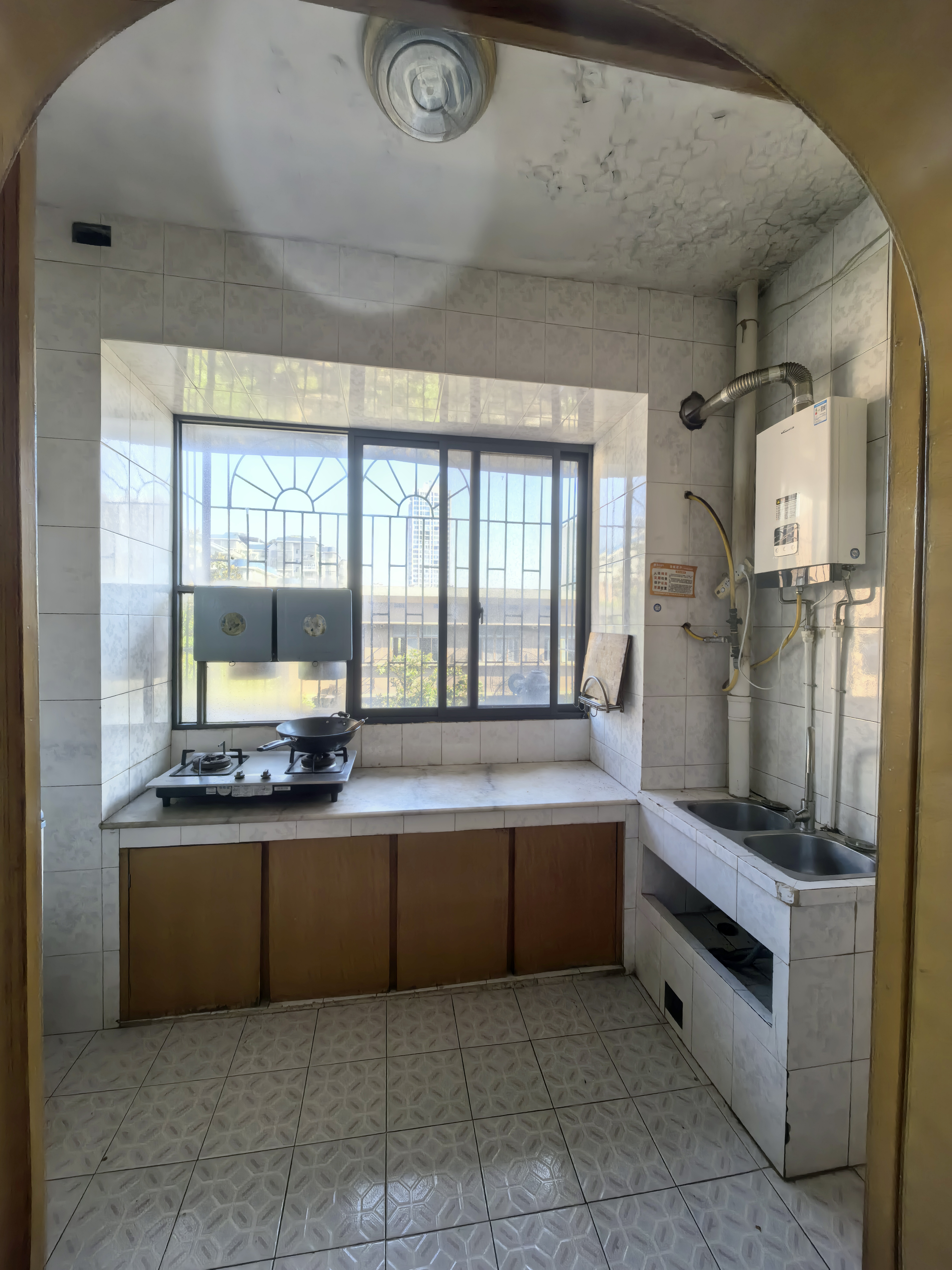 涟邵矿物局家属楼  2室1厅1卫    900.0元/月室内图