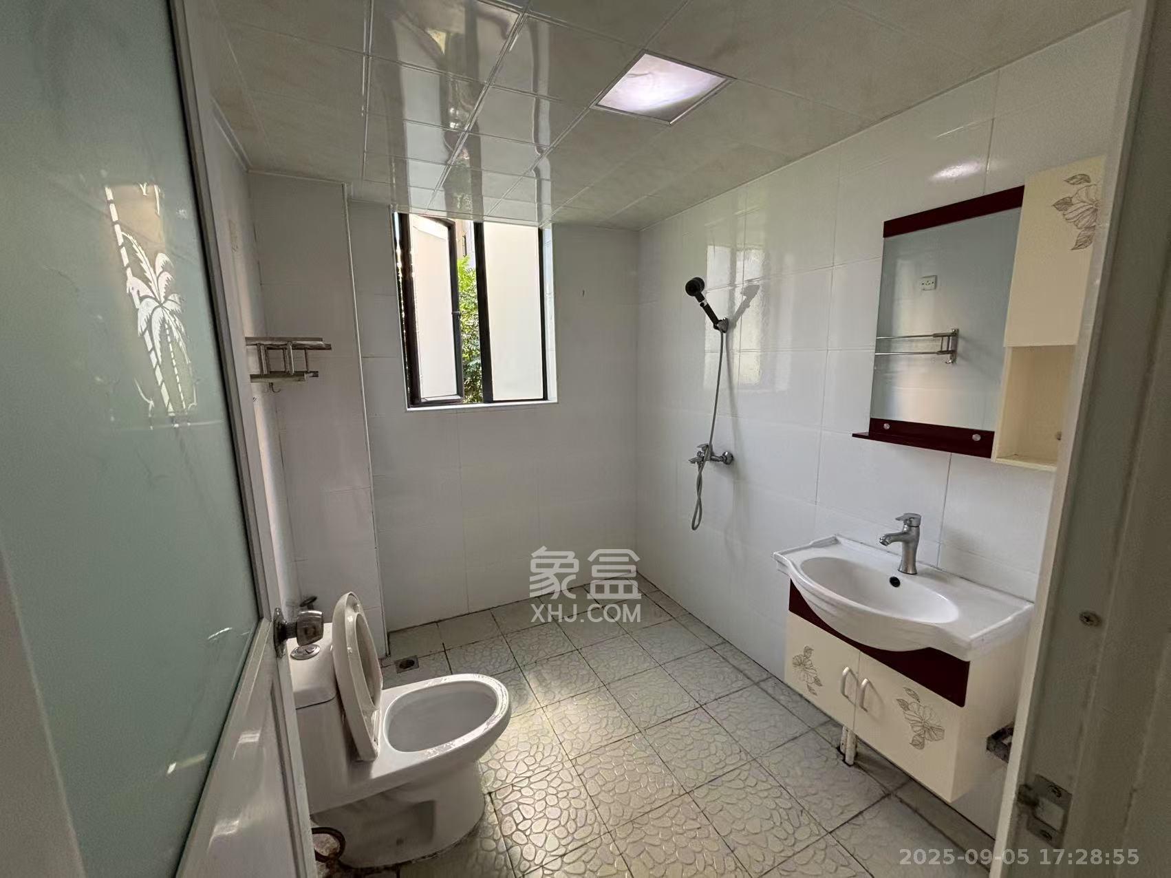 湘府名邸(同力家园) 4室2厅1卫 3000.0元/月 湘府名邸(同力家园) 4室2厅1卫 3000.0元/月室内图