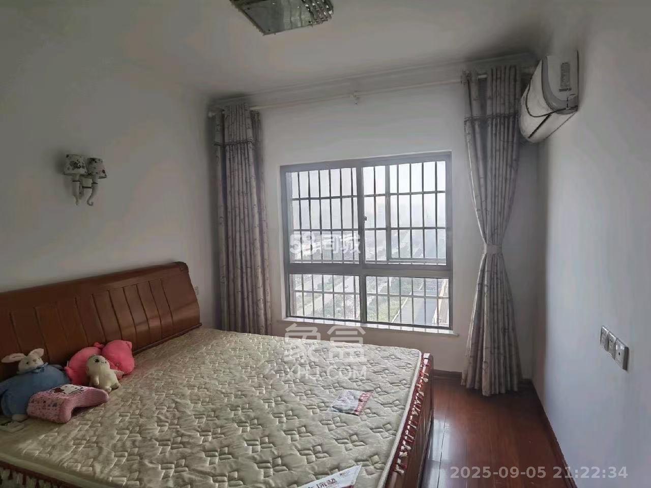 家和院 4室2厅2卫 2200.0元/月 家和院 4室2厅2卫 2200.0元/月室内图