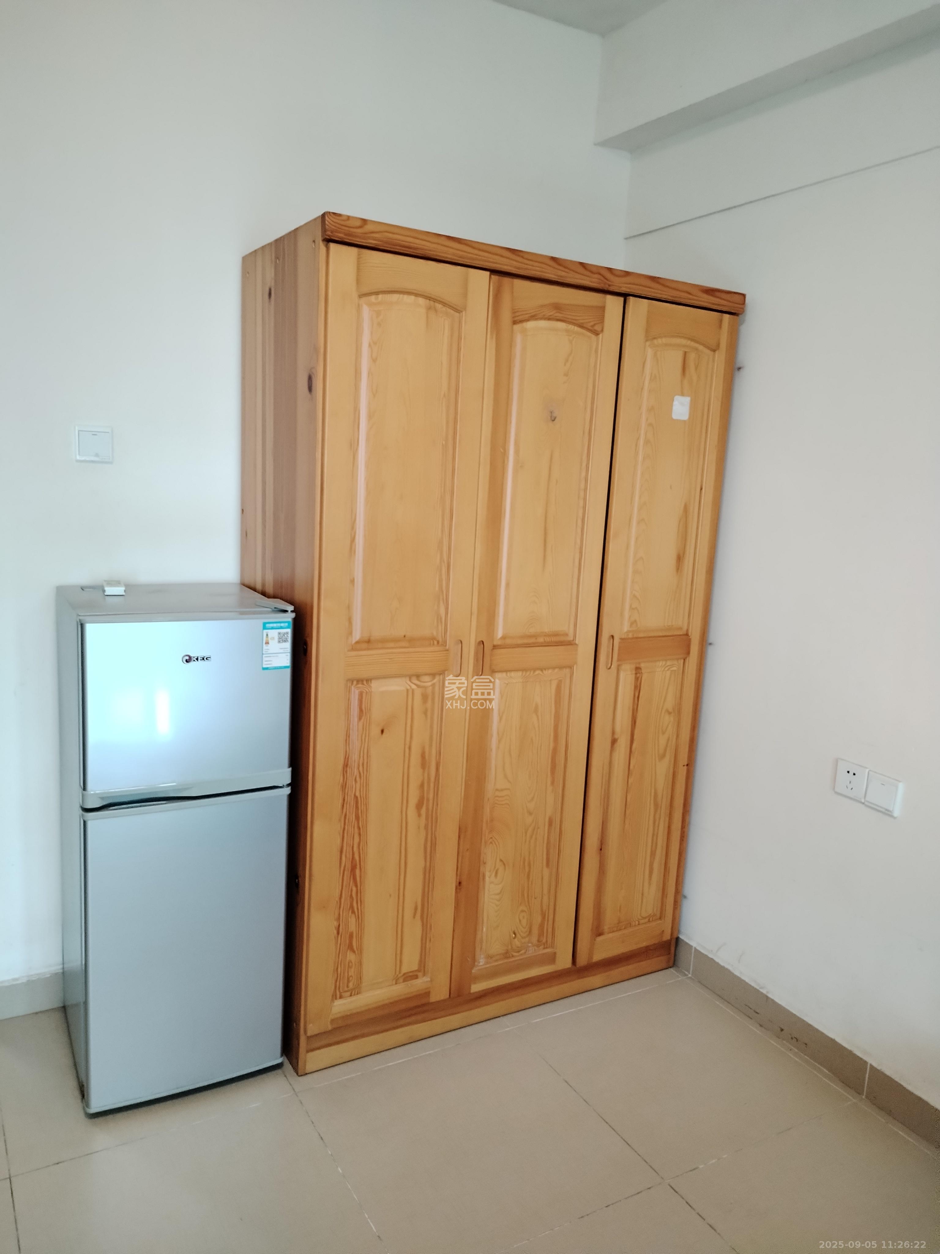 钰龙天下二期(钰龙佳园) 1室1厅1卫 1100.00元/月 钰龙天下二期(钰龙佳园) 1室1厅1卫 1100.00元/月室内图