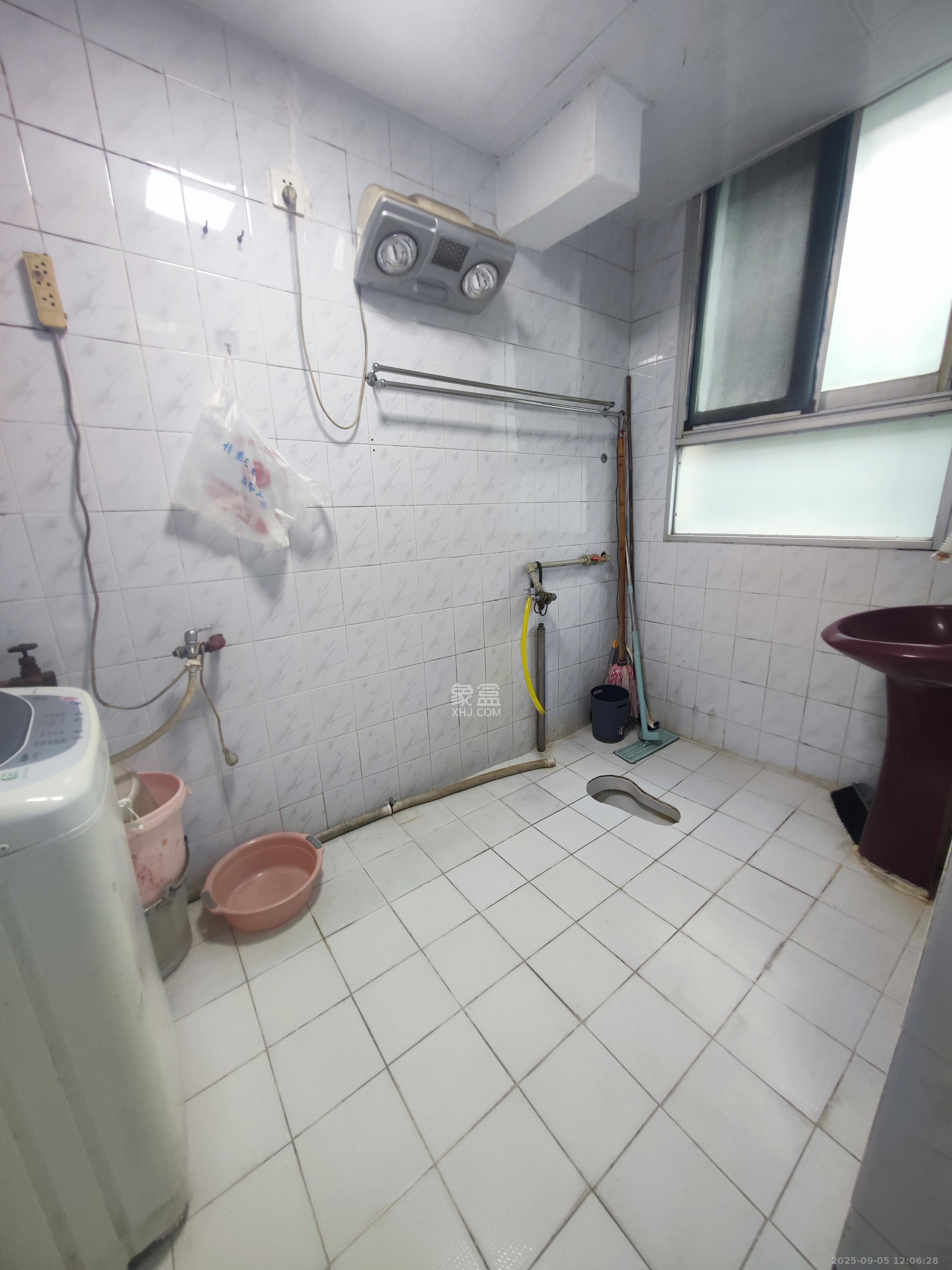 左家塘散盘(营山巷、曾家湾巷、妹子山巷) 2室1厅1卫 1600.0元/月 左家塘散盘(营山巷、曾家湾巷、妹子山巷) 2室1厅1卫 1600.0元/月室内图