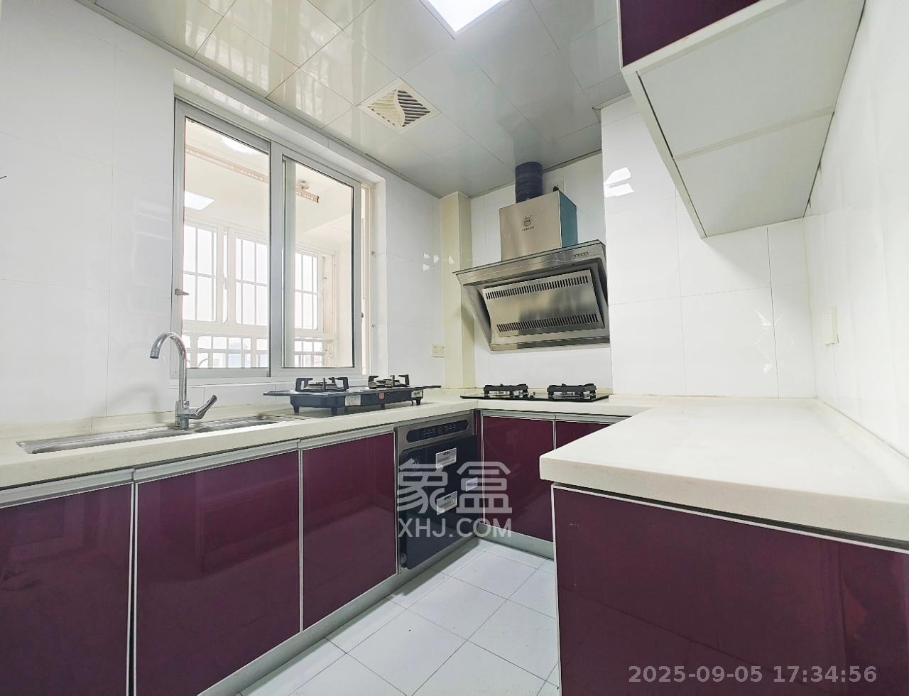 星典时代  4室2厅2卫    4000.0元/月室内图