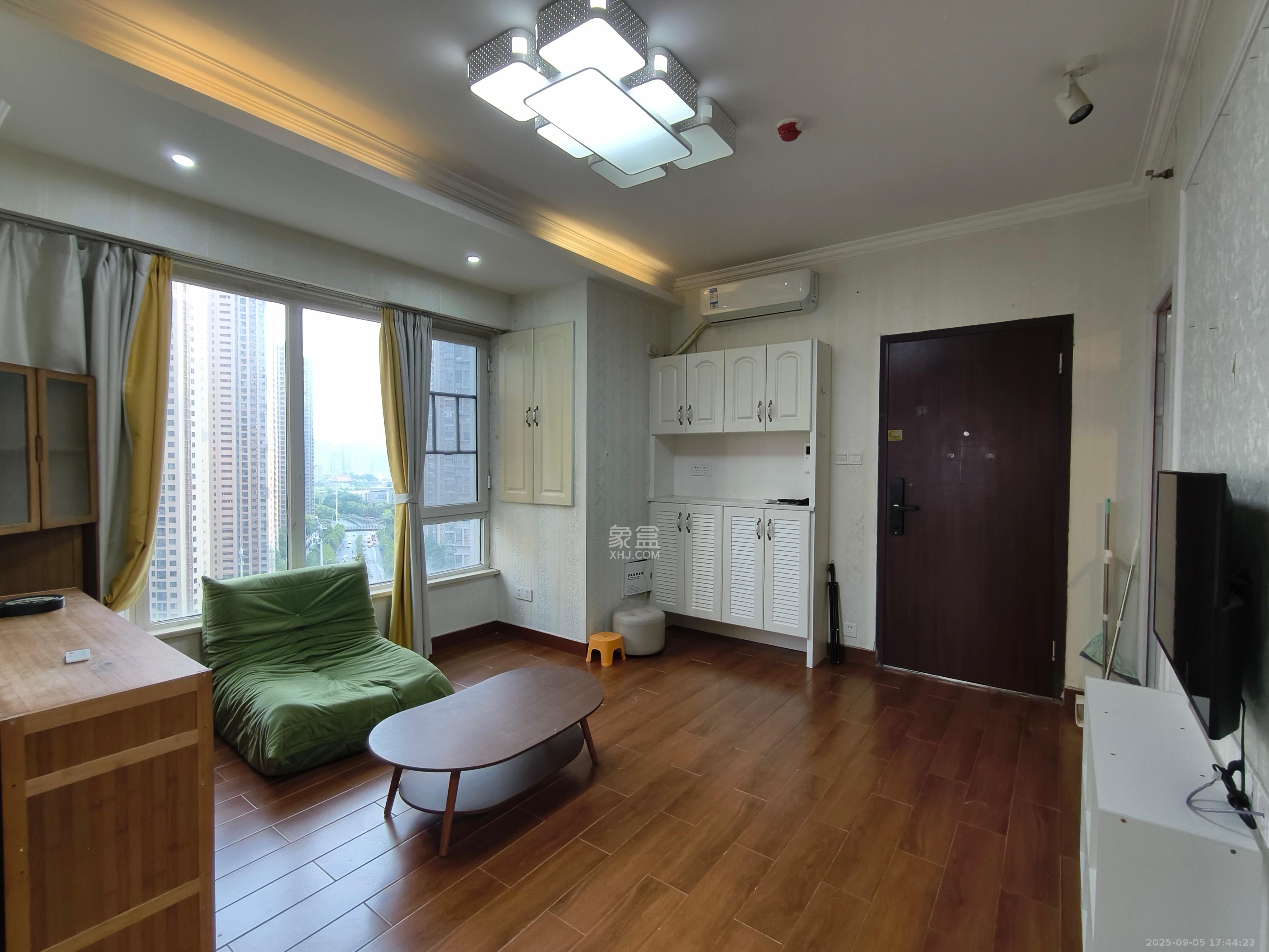 北辰三角洲E3区  1室1厅1卫    2600.0元/月室内图