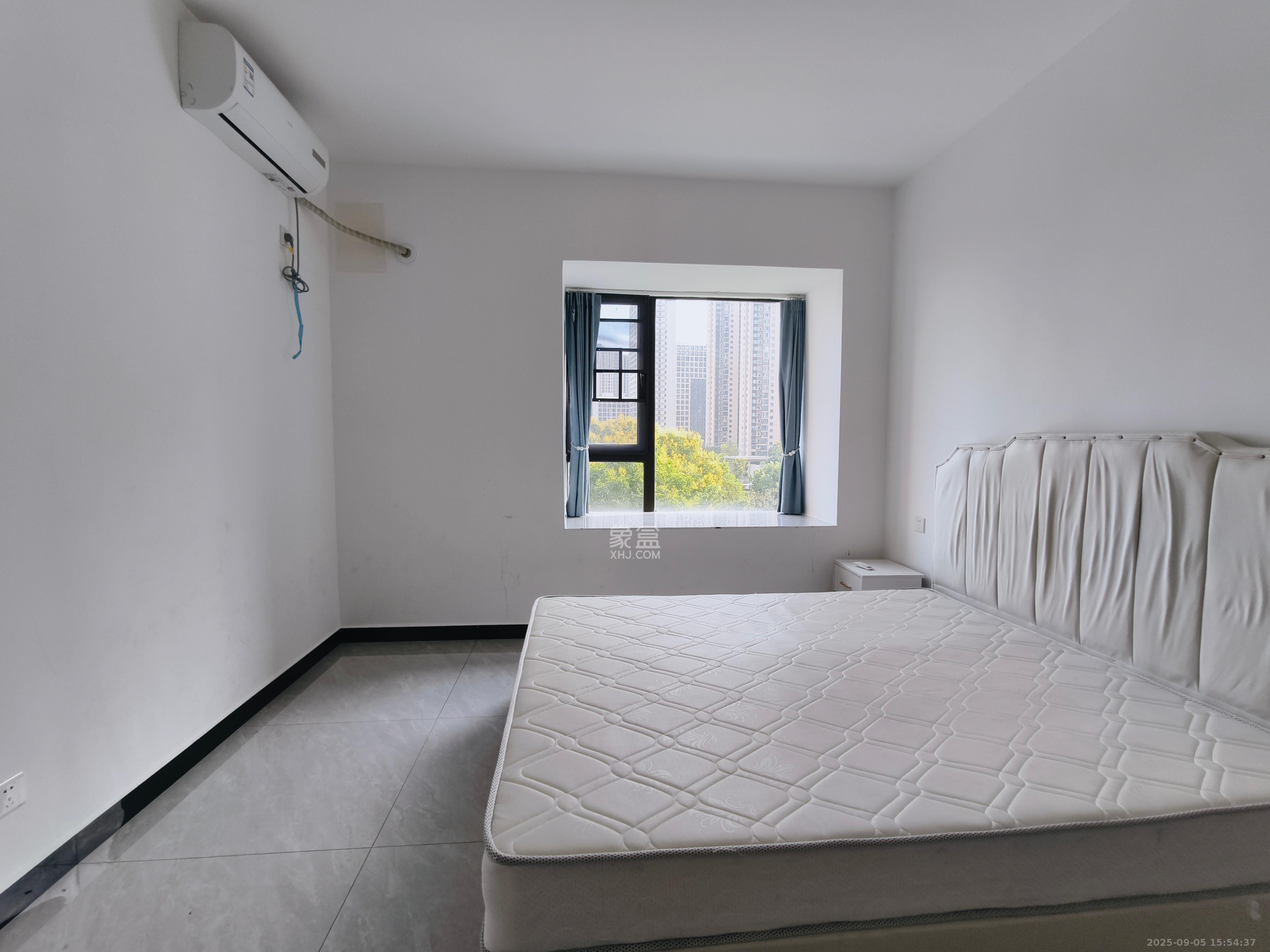 金广星苑  3室2厅2卫    2400.0元/月 金广星苑  3室2厅2卫    2400.0元/月室内图