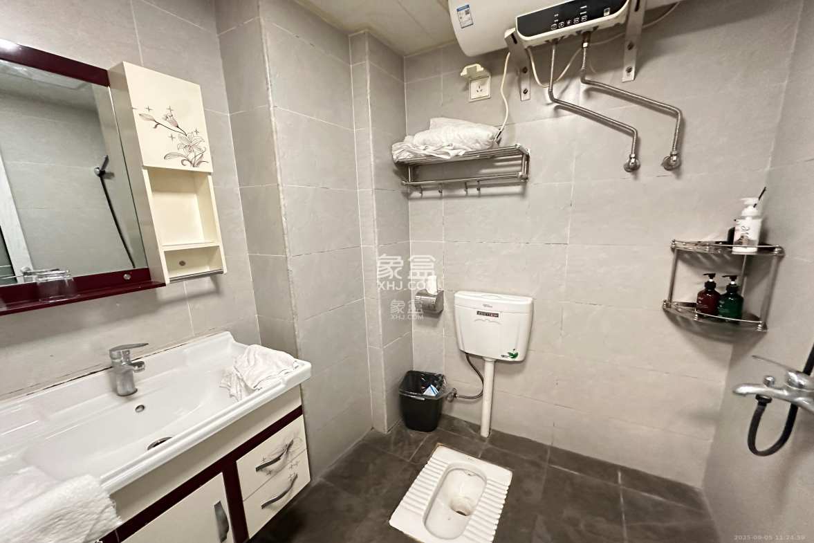 明大佳园 1室1厅1卫 1500.0元/月 明大佳园 1室1厅1卫 1500.0元/月室内图