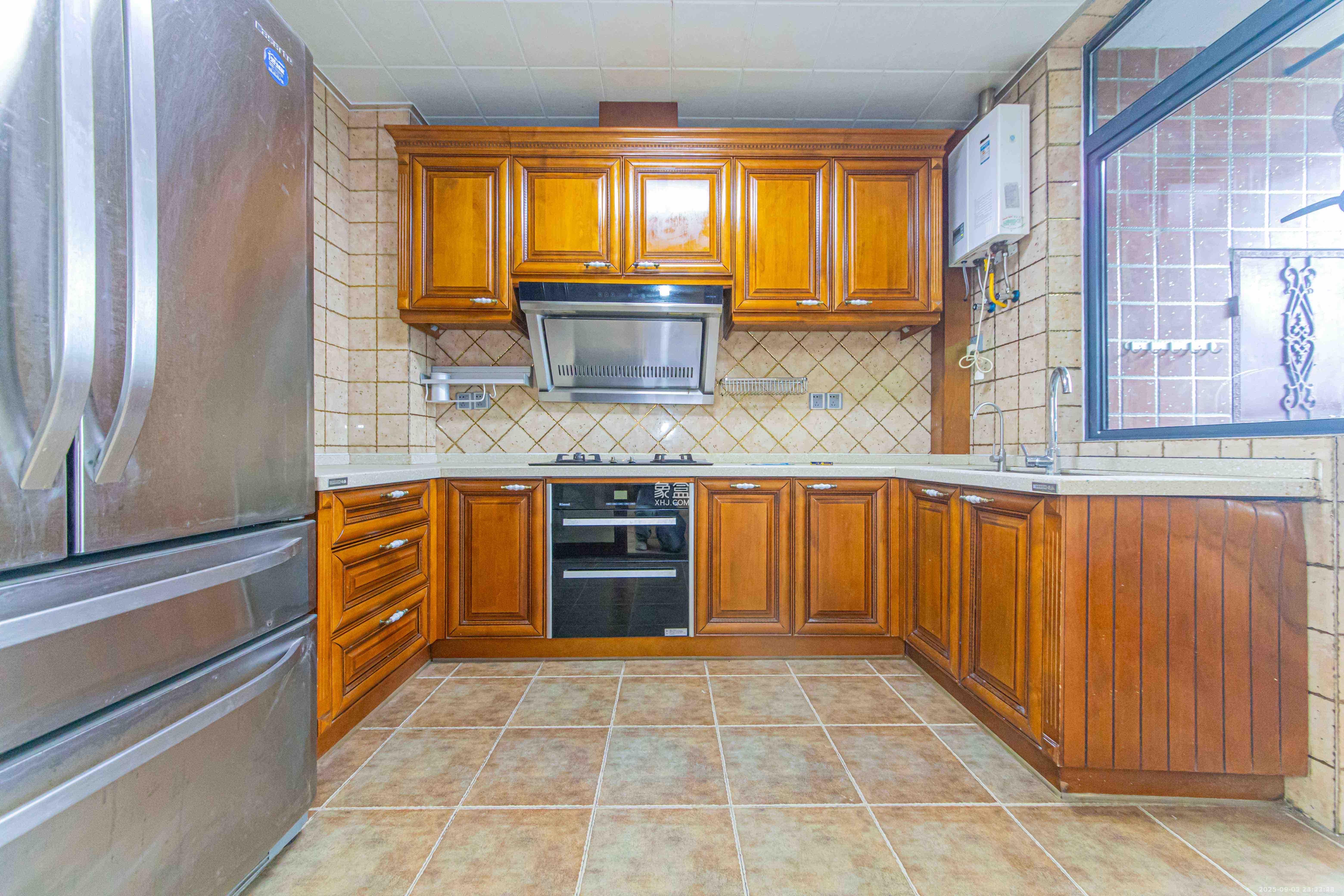 中建芙蓉和苑 1室2厅2卫 5000.0元/月 中建芙蓉和苑 1室2厅2卫 5000.0元/月室内图