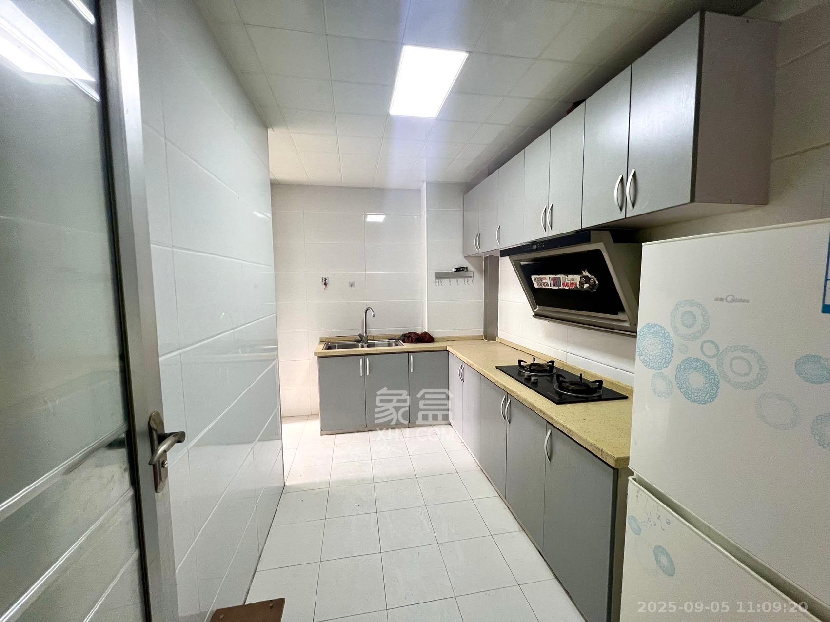 翰林居  2室2厅1卫    1300.0元/月室内图