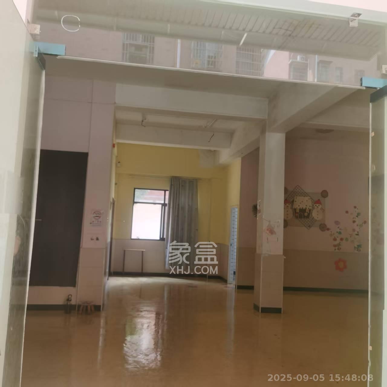 茶子山小区  1室1厅1卫   3000.00元/月室内图