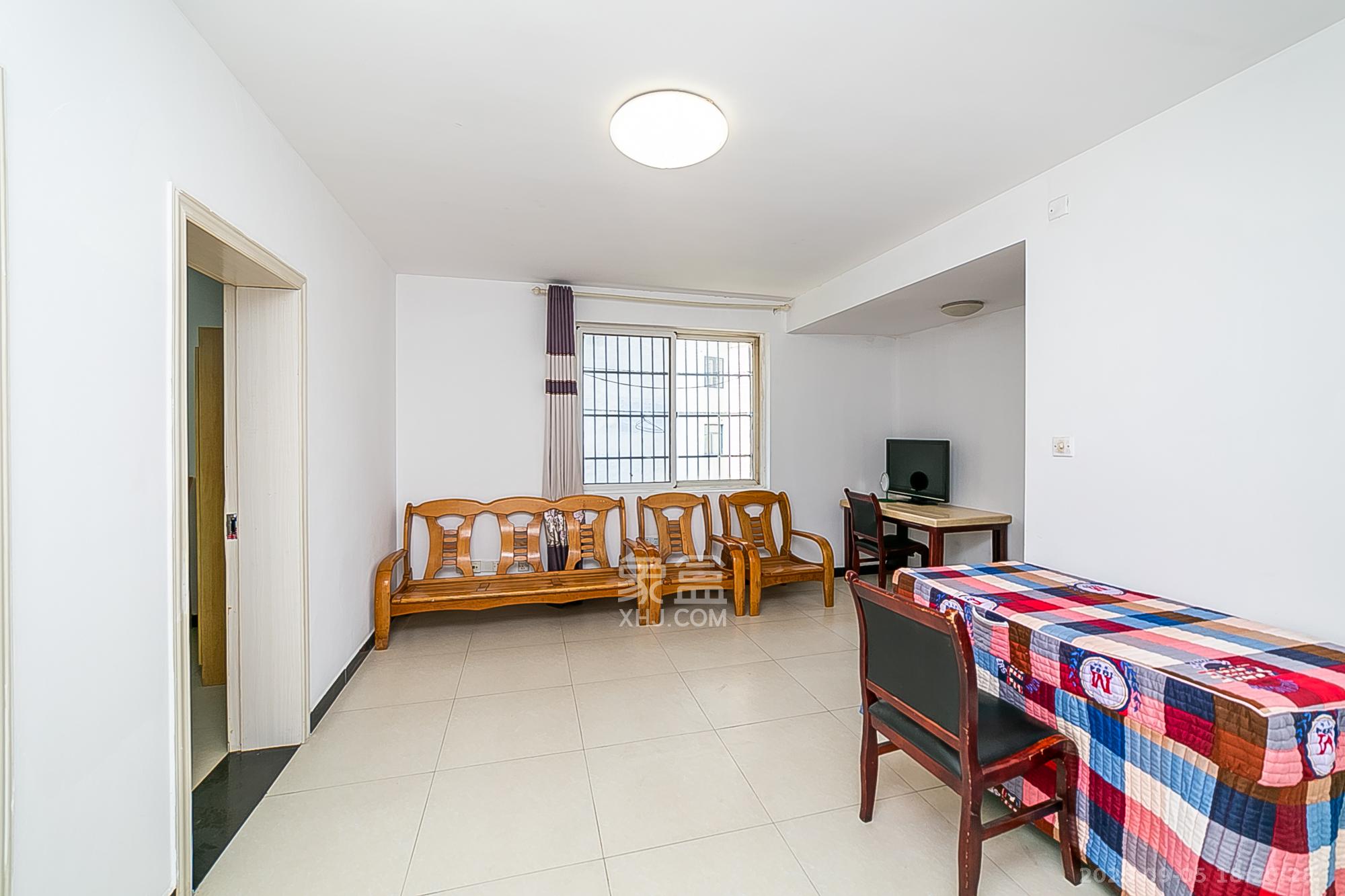 天鸿小区  2室1厅1卫    30.0万