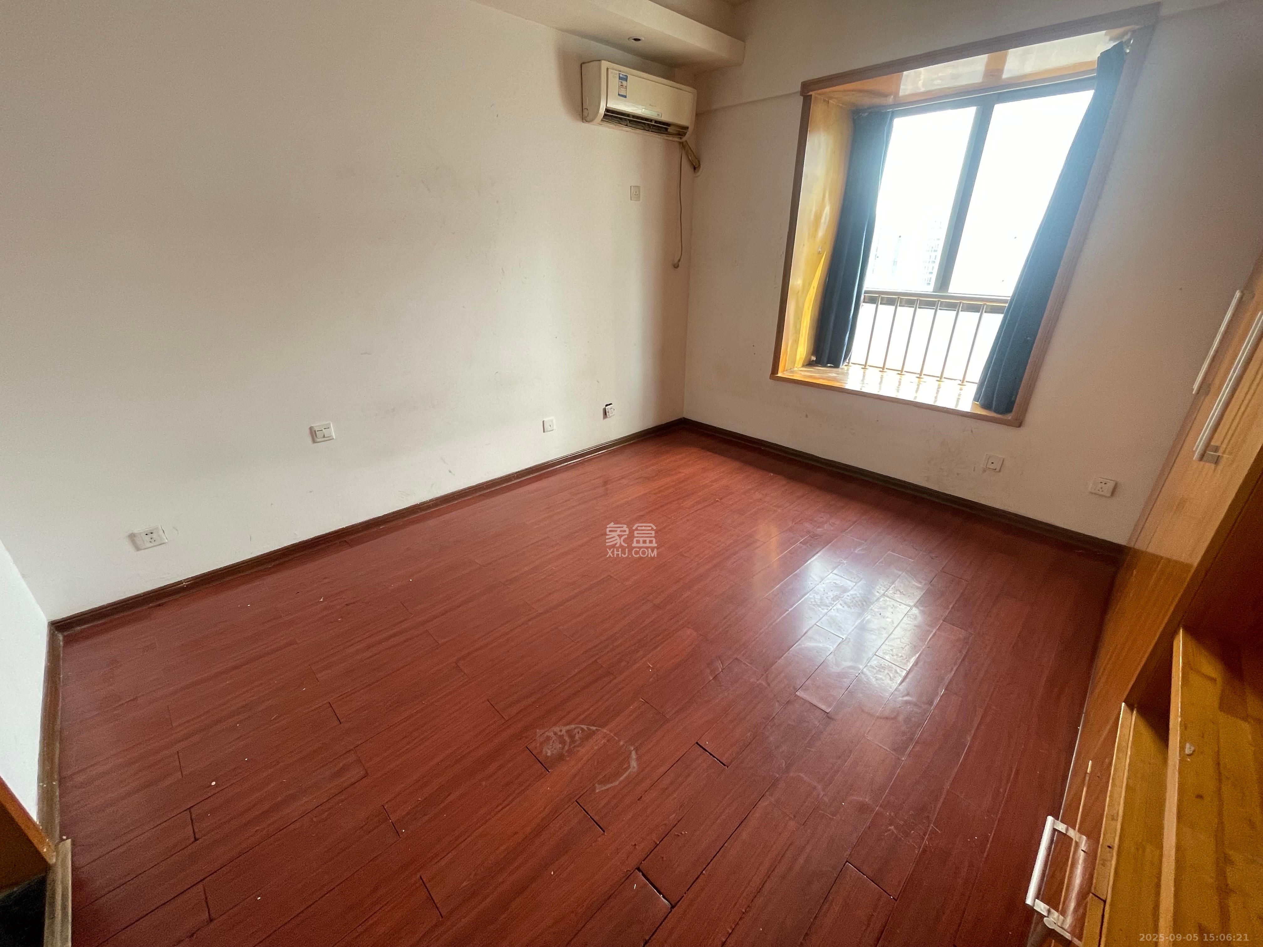 长宝1667 3室2厅1卫 4000.0元/月 长宝1667 3室2厅1卫 4000.0元/月室内图