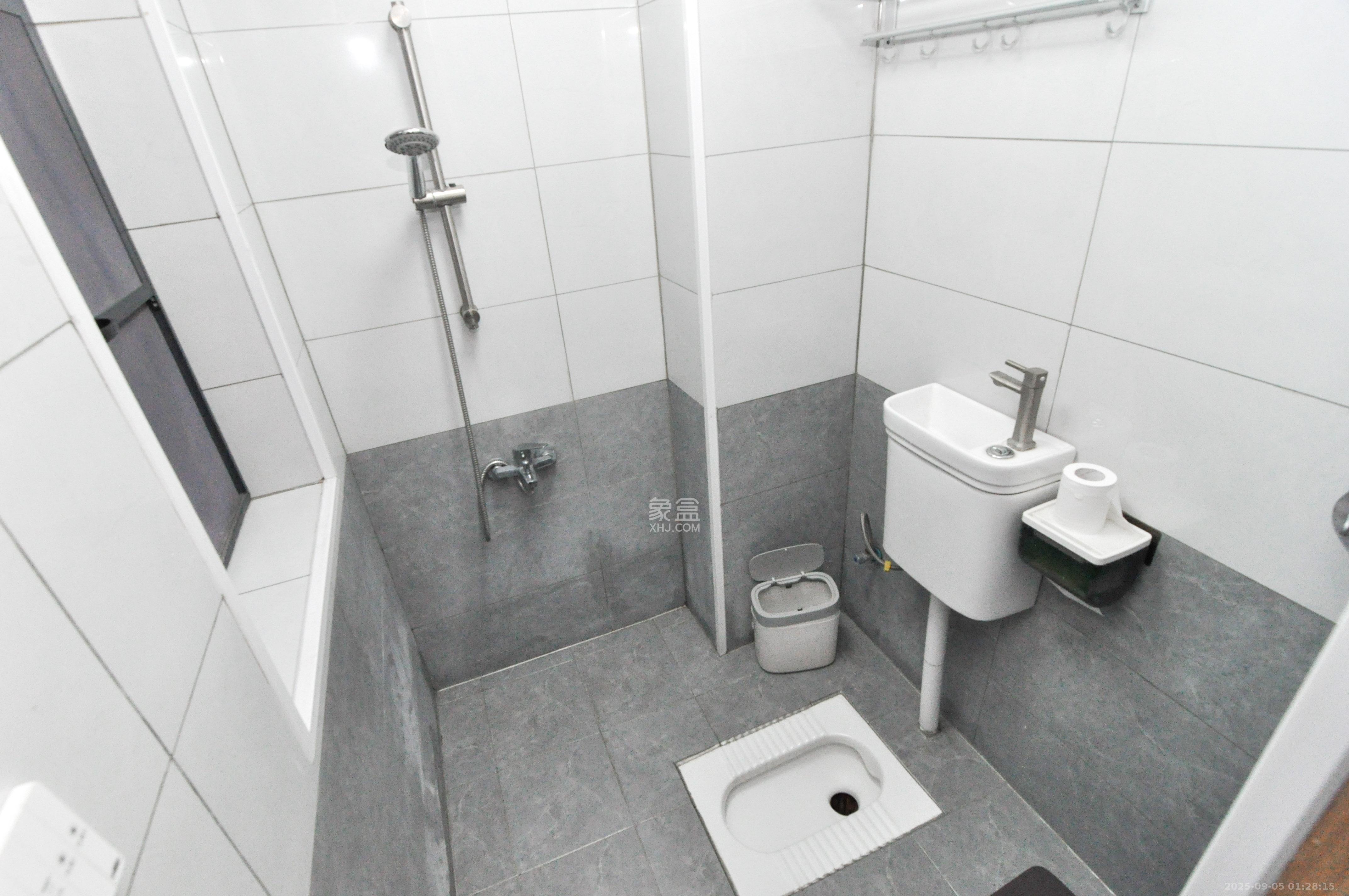 振业城三期 4室2厅2卫 158.0万 振业城三期 4室2厅2卫 158.0万卫生间