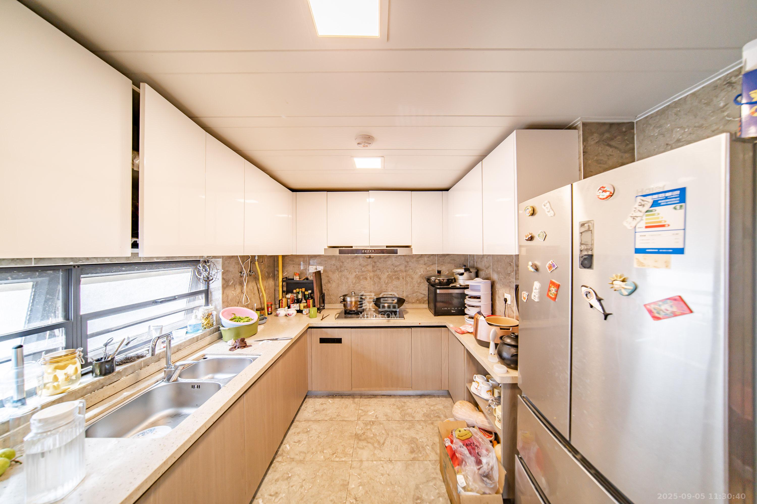 万科金域缇香  1室0厅0卫    4200.0元/月 万科金域缇香  1室0厅0卫    4200.0元/月室内图