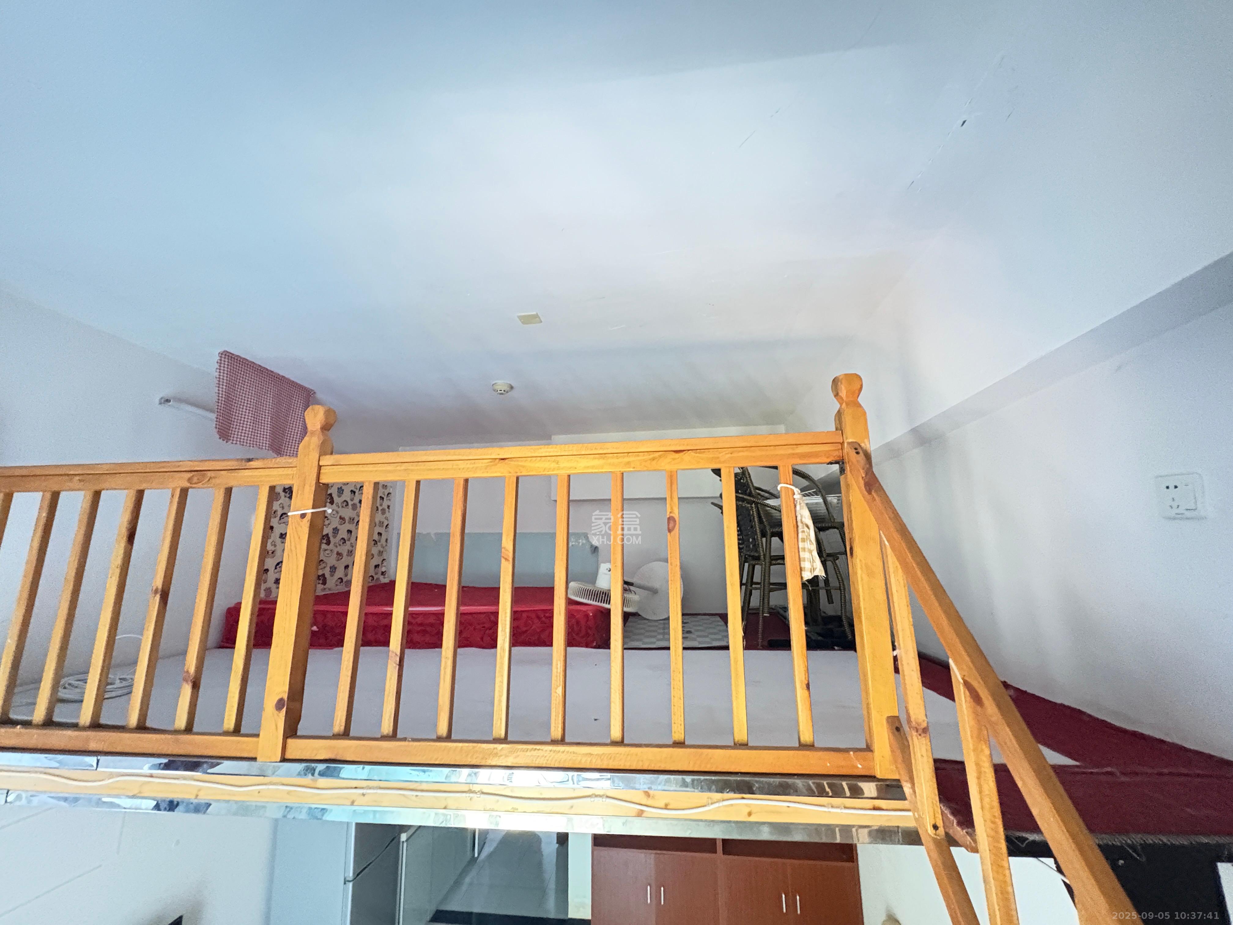 裕天国际商汇中心  2室1厅1卫    1500.0元/月室内图