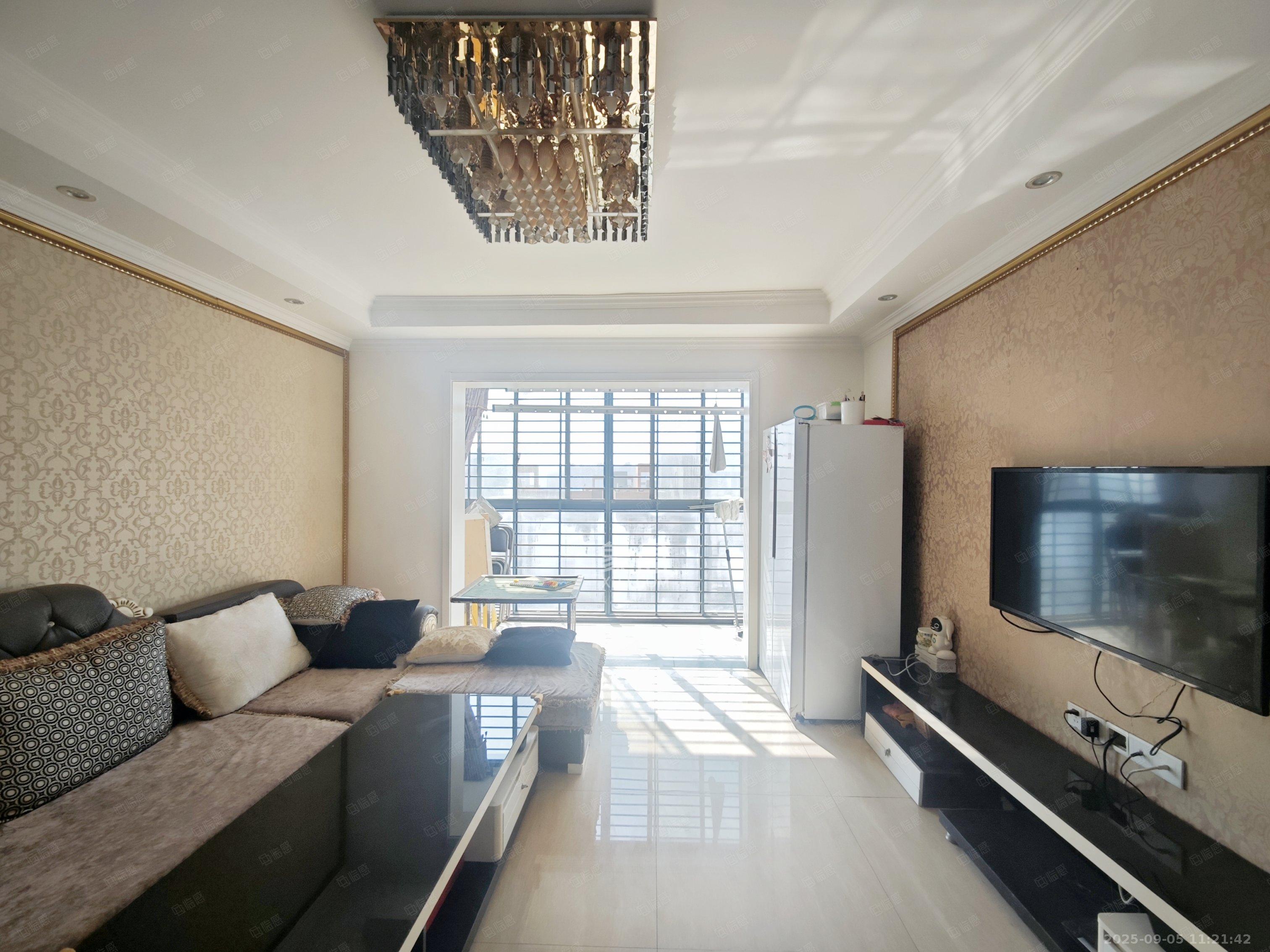 联美品格  3室2厅2卫    2080.0元/月 联美品格  3室2厅2卫    2080.0元/月室内图