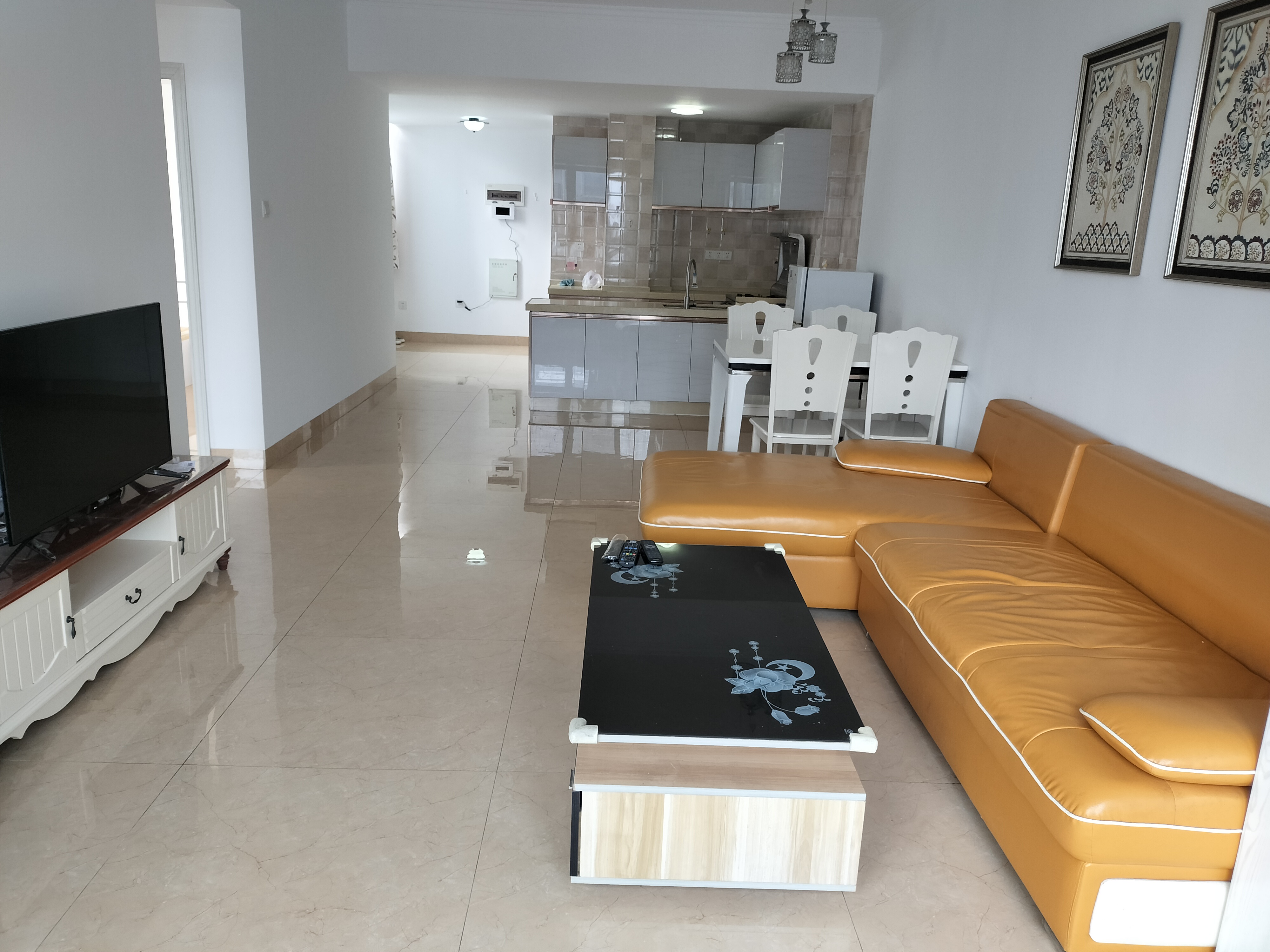 盛达景都三期  2室1厅1卫    3500.0元/月 盛达景都三期  2室1厅1卫    3500.0元/月室内图