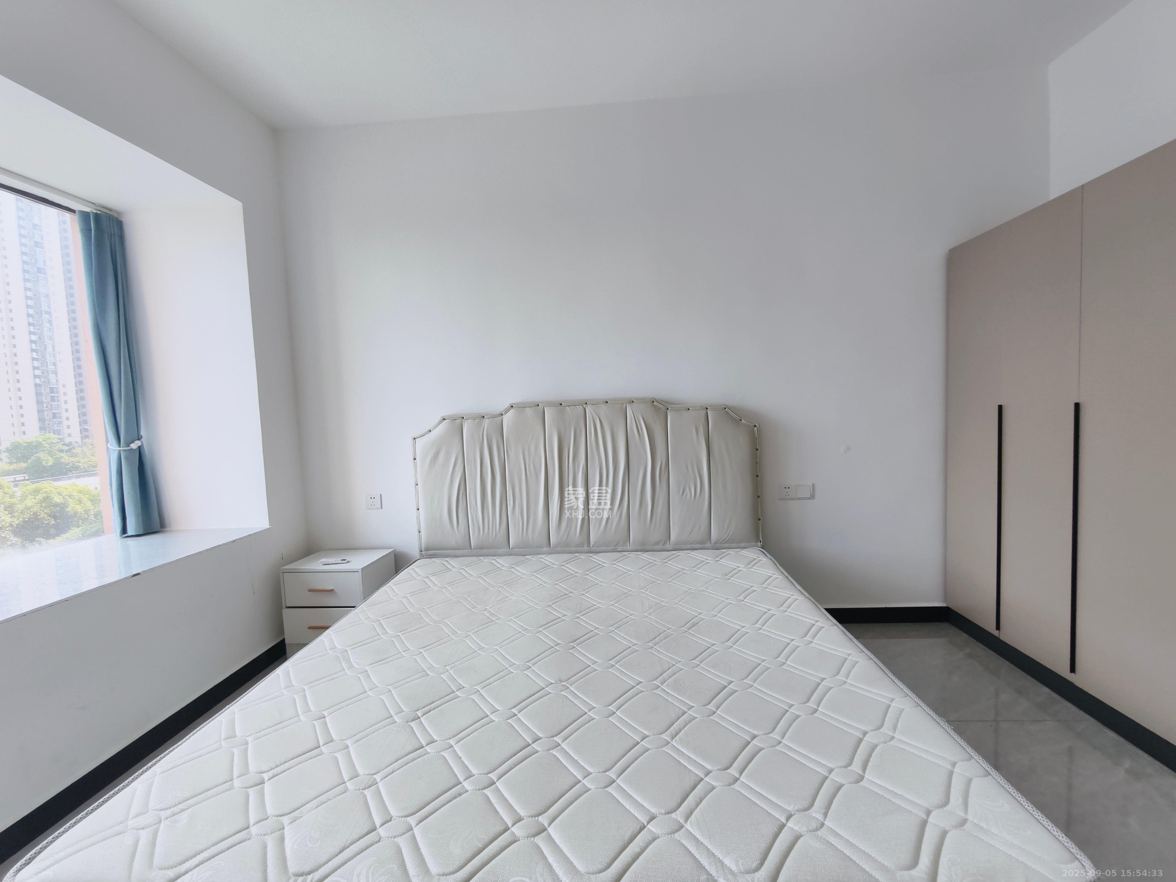 金广星苑  3室2厅2卫    2400.0元/月 金广星苑  3室2厅2卫    2400.0元/月室内图