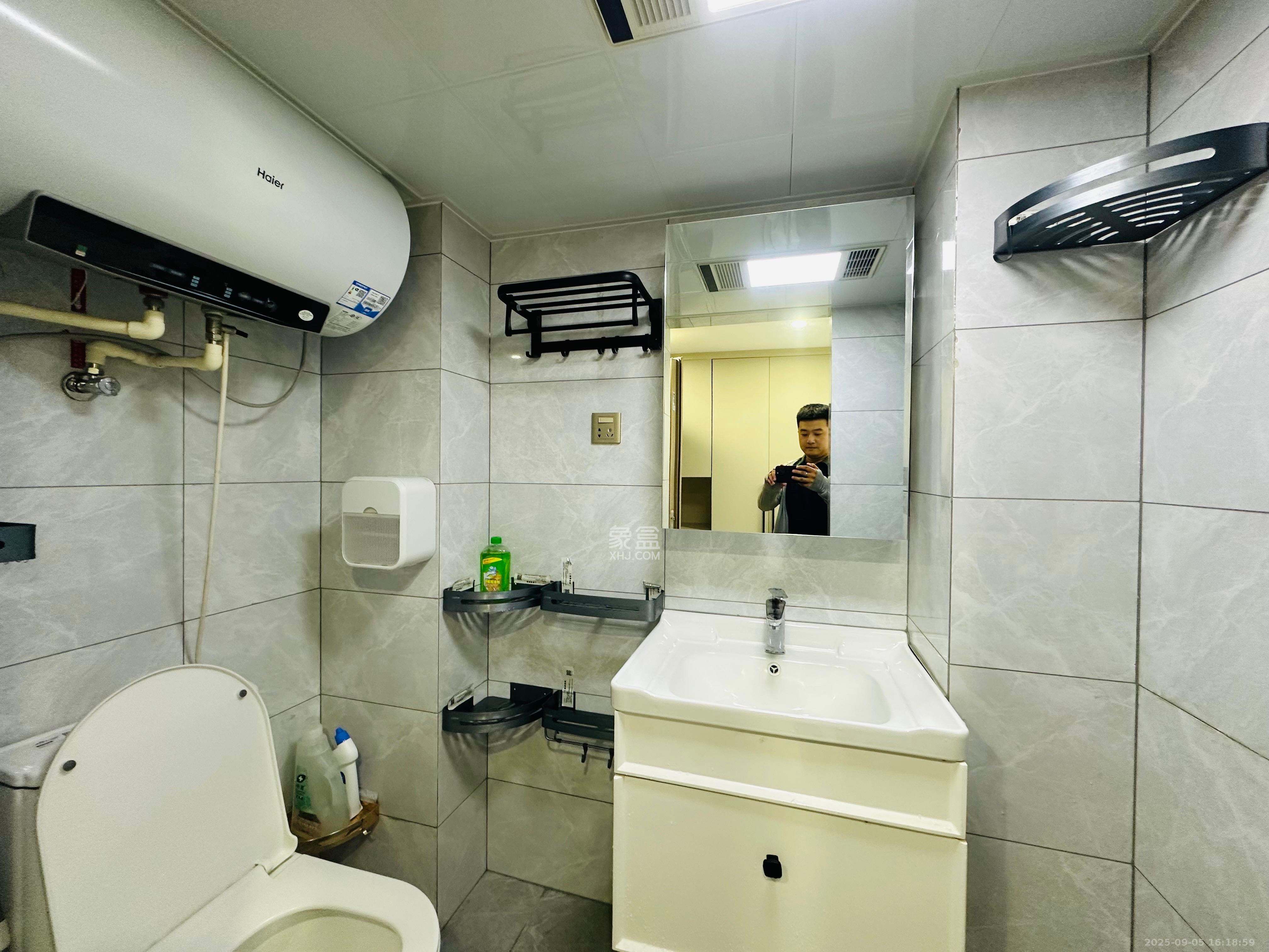 金茂建发泊悦  2室1厅1卫   2200.00元/月室内图