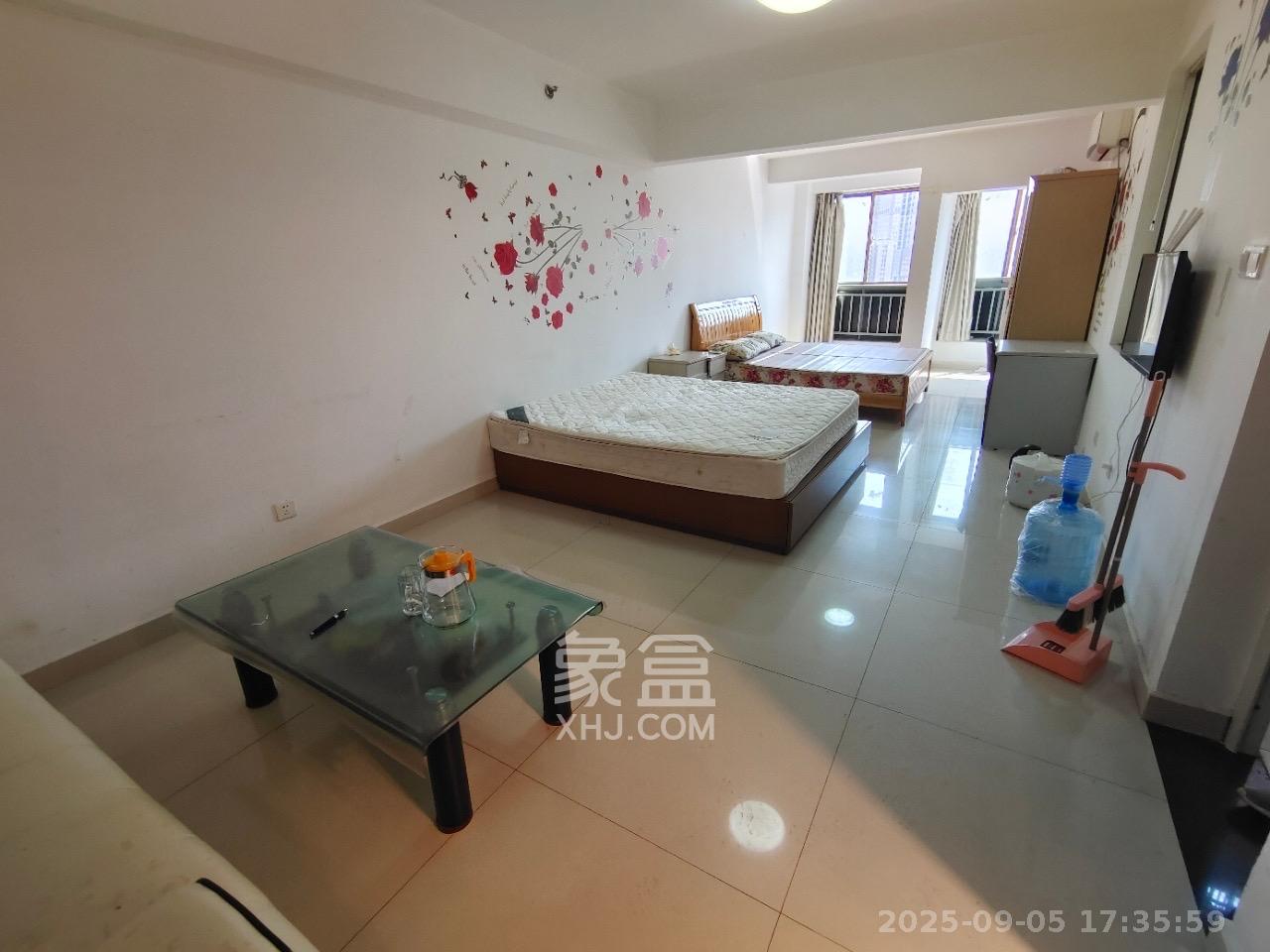 少帅府 1室1厅1卫 1800.0元/月 少帅府 1室1厅1卫 1800.0元/月室内图