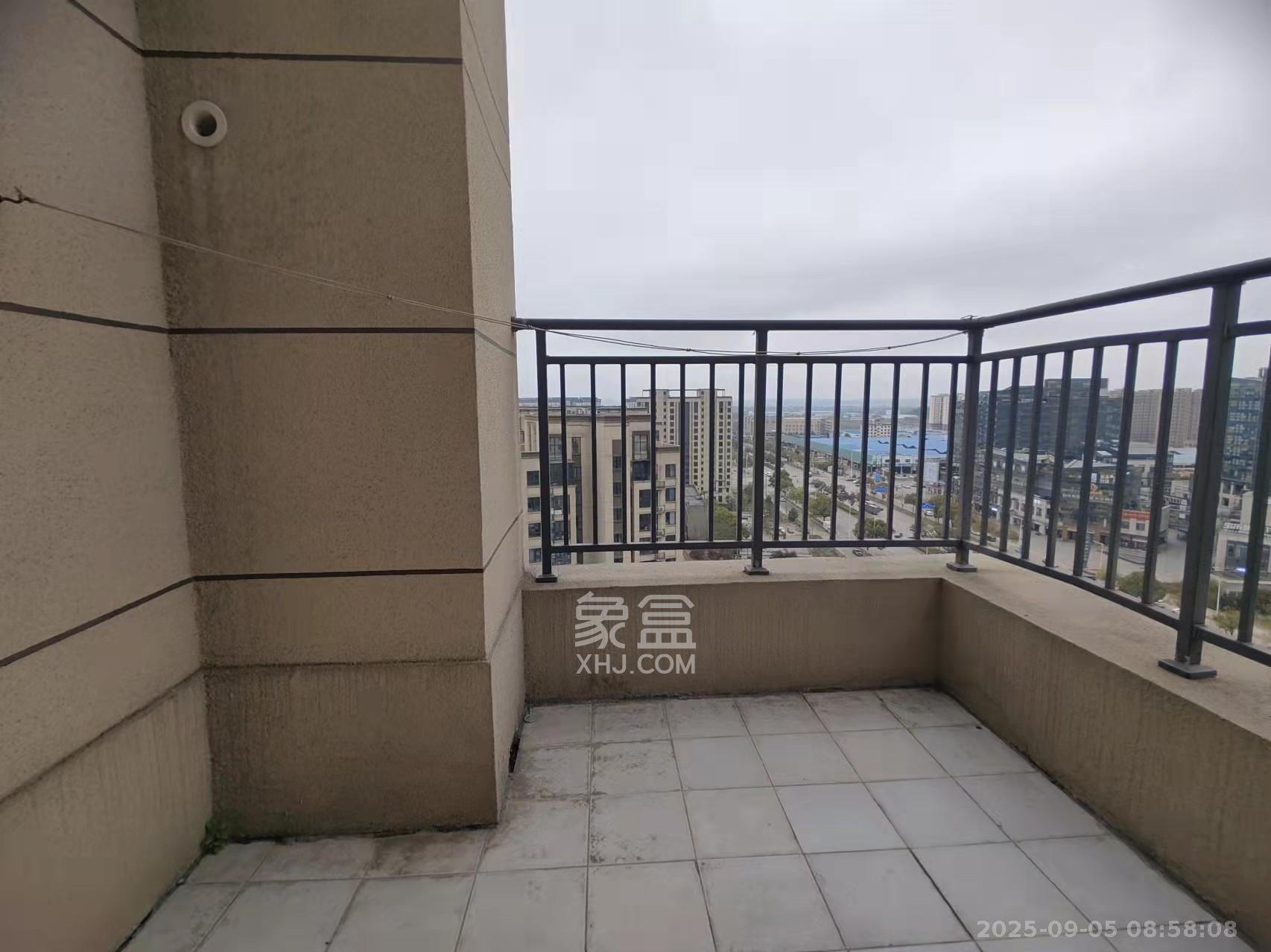 中海新城熙岸（中信新城五期）  1室1厅1卫    1400.0元/月室内图