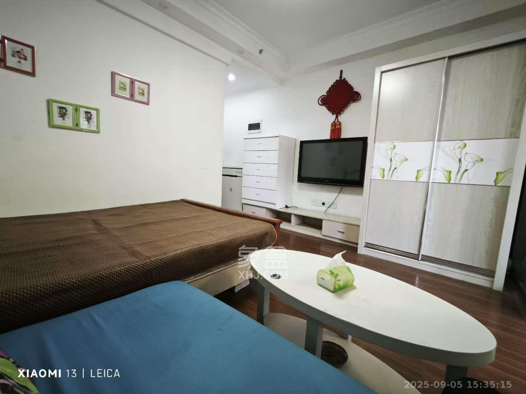 天鸿天府（天鸿中央大院）  1室1厅1卫    1200.0元/月室内图