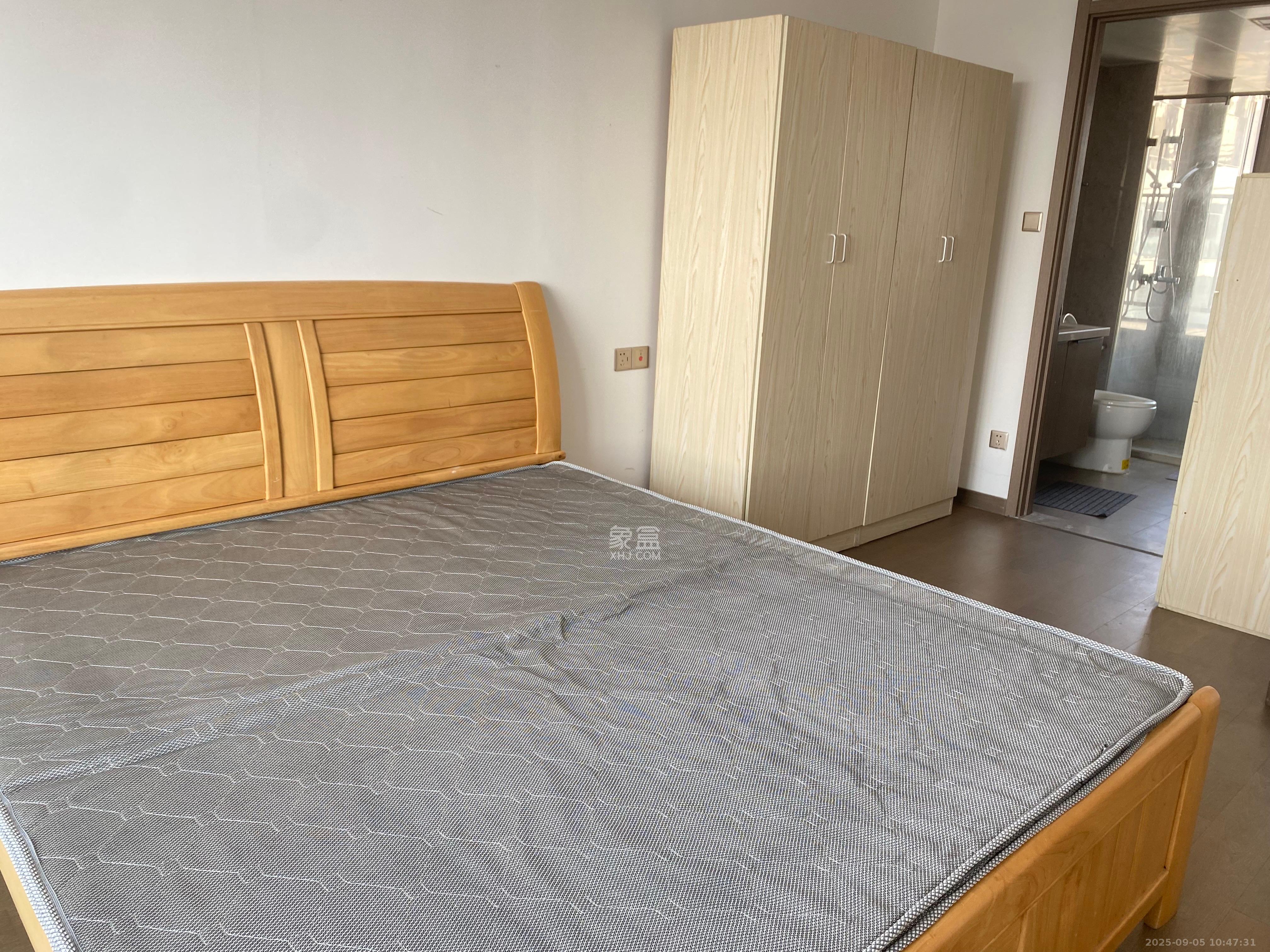 龙湖日盛奕境 3室2厅2卫 2400.0元/月 龙湖日盛奕境 3室2厅2卫 2400.0元/月室内图