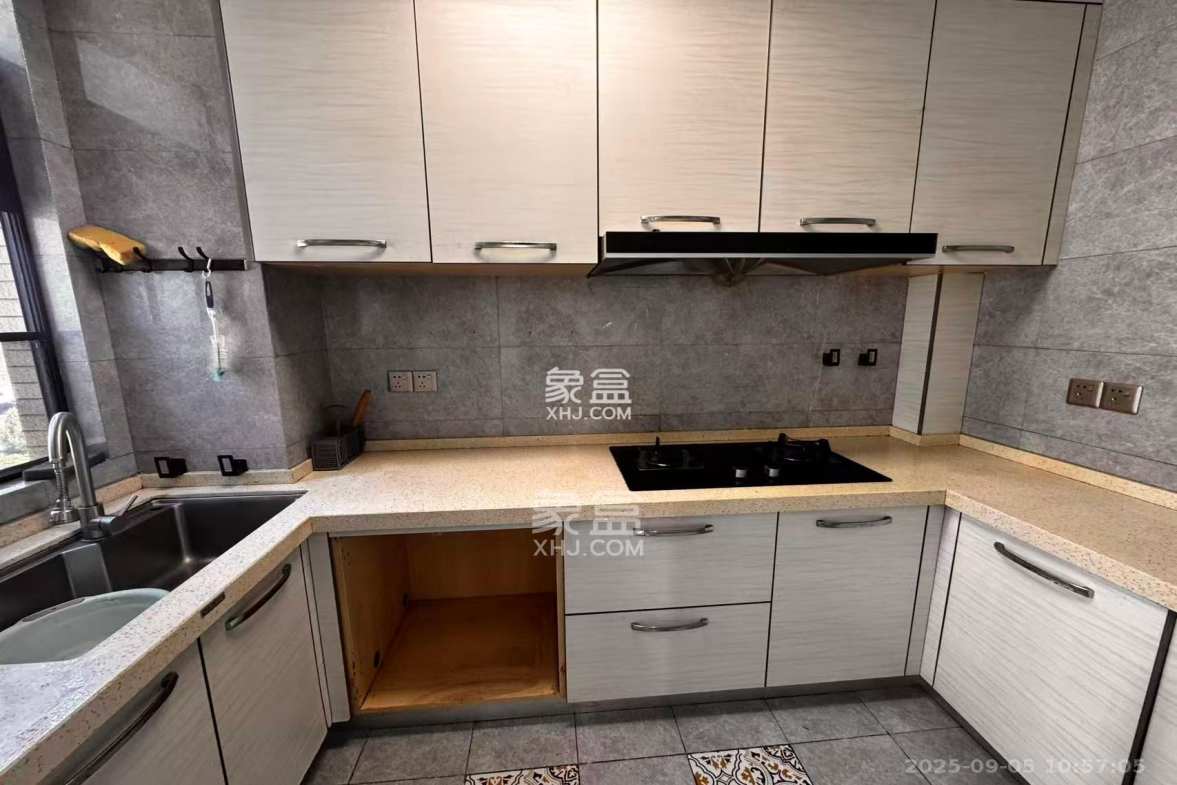 幸福考拉789  4室2厅2卫    3000.0元/月 幸福考拉789  4室2厅2卫    3000.0元/月室内图