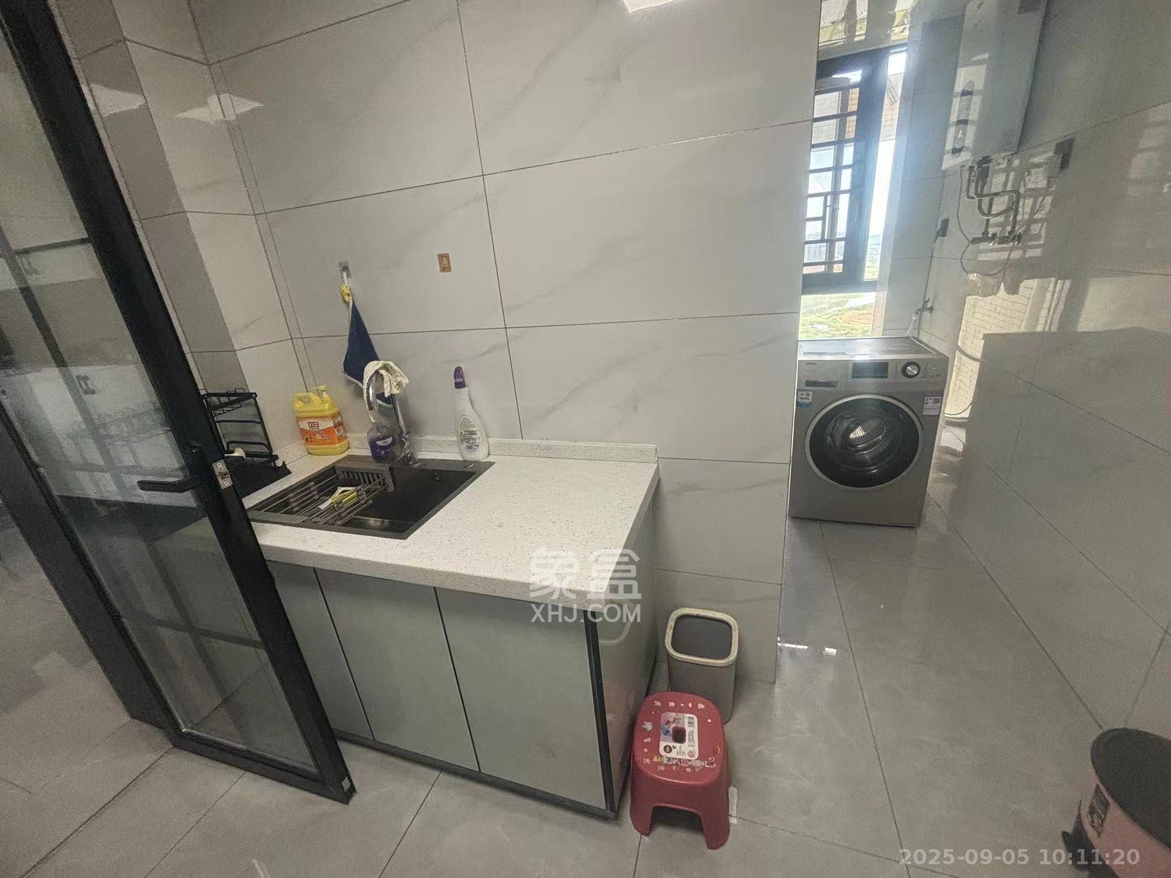 惟泽园  2室1厅1卫   2300.00元/月室内图